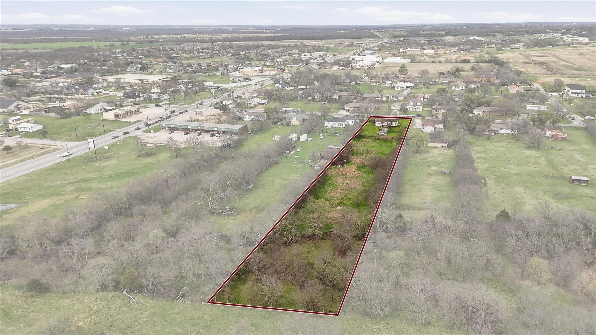main property photo 19