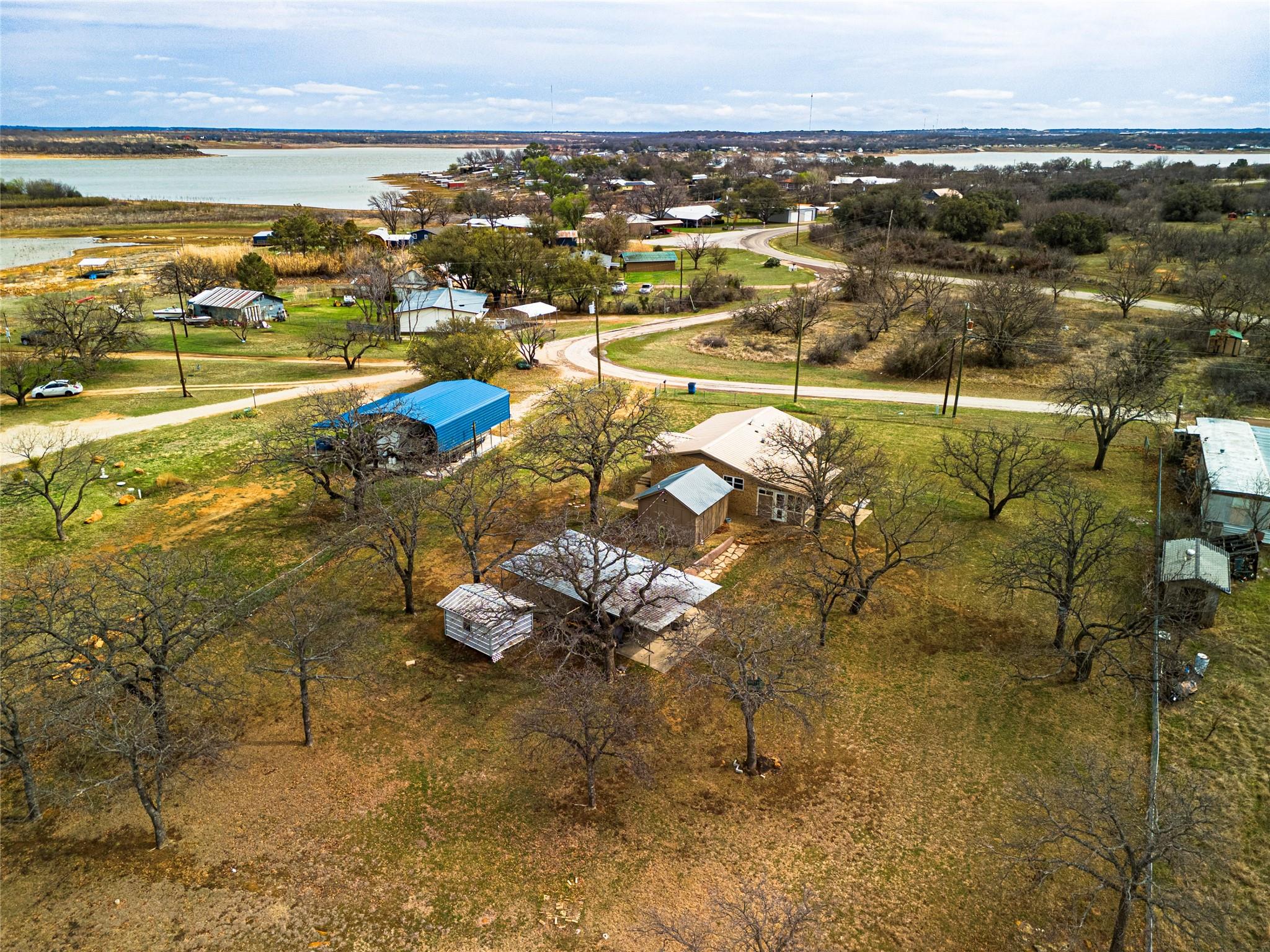 main property photo 7