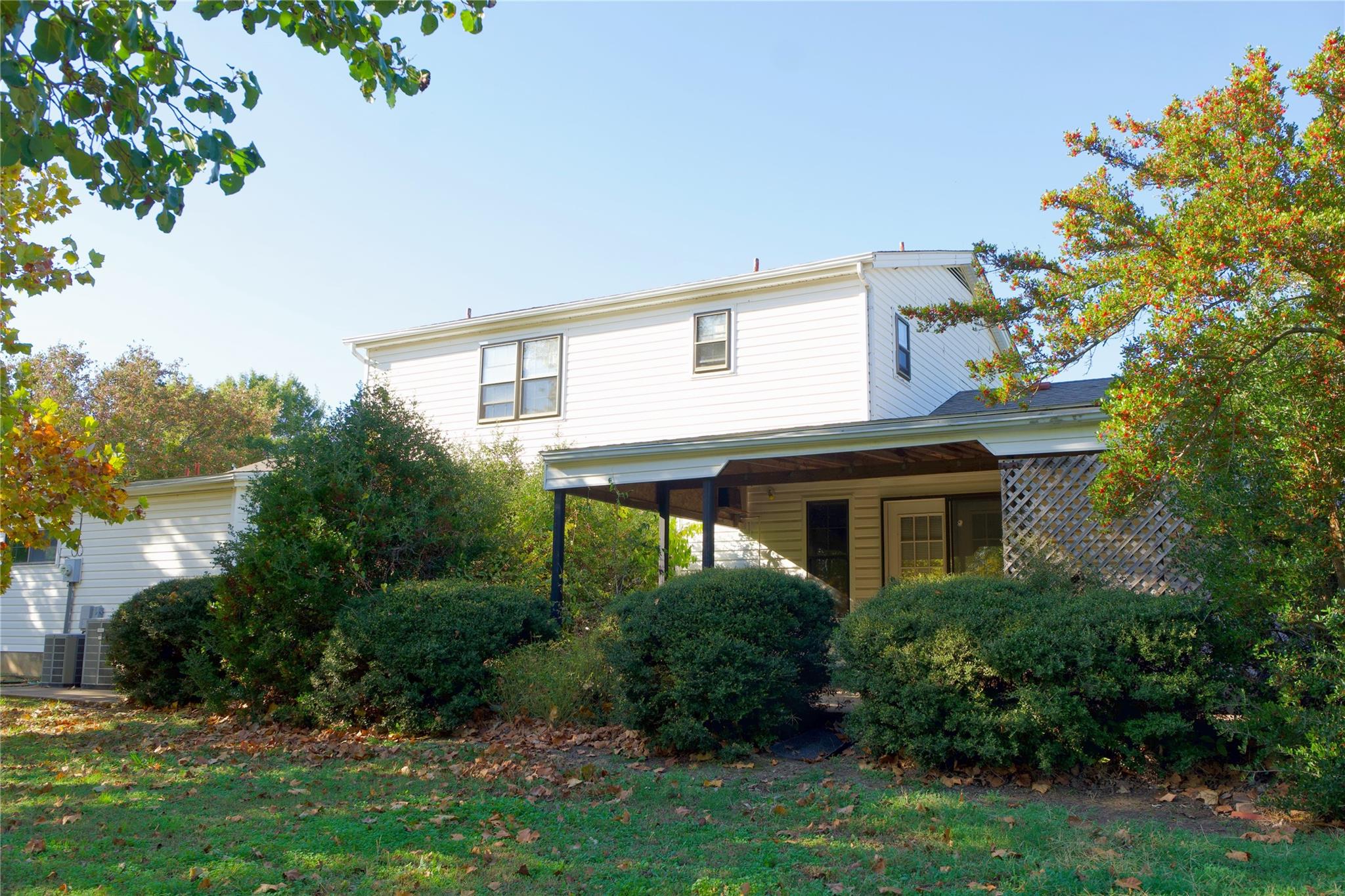 main property photo 3