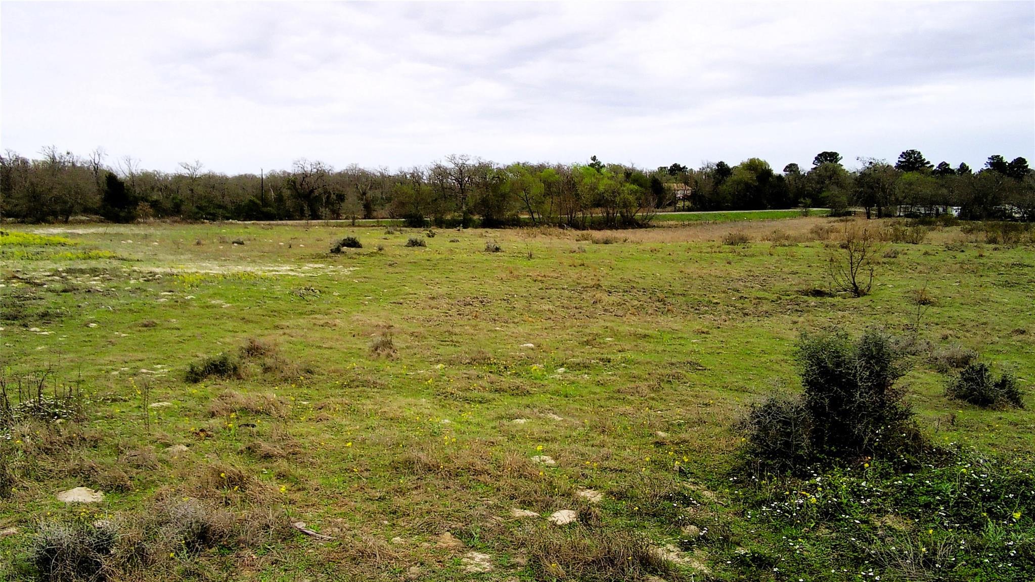 main property photo 9