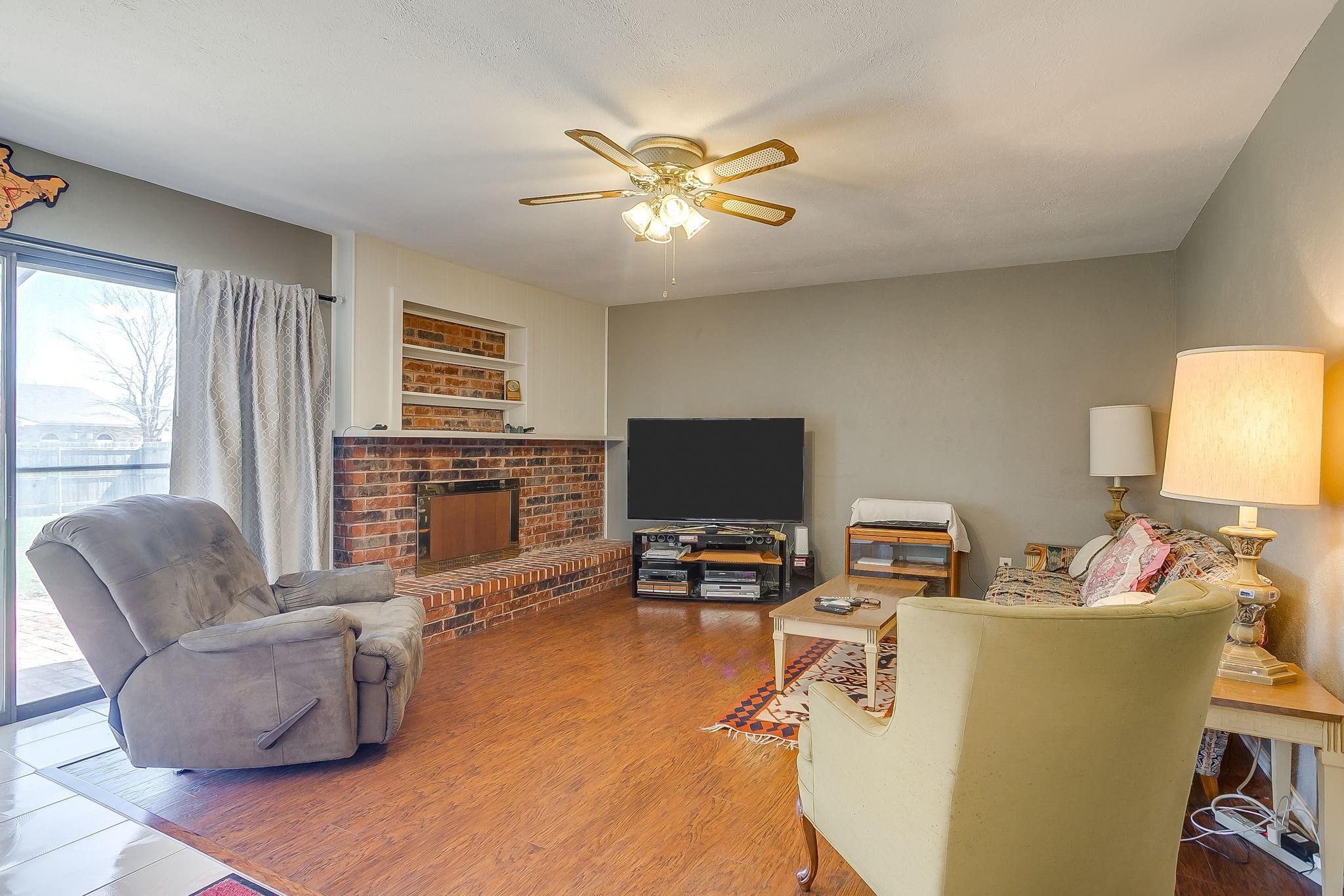 main property photo 13