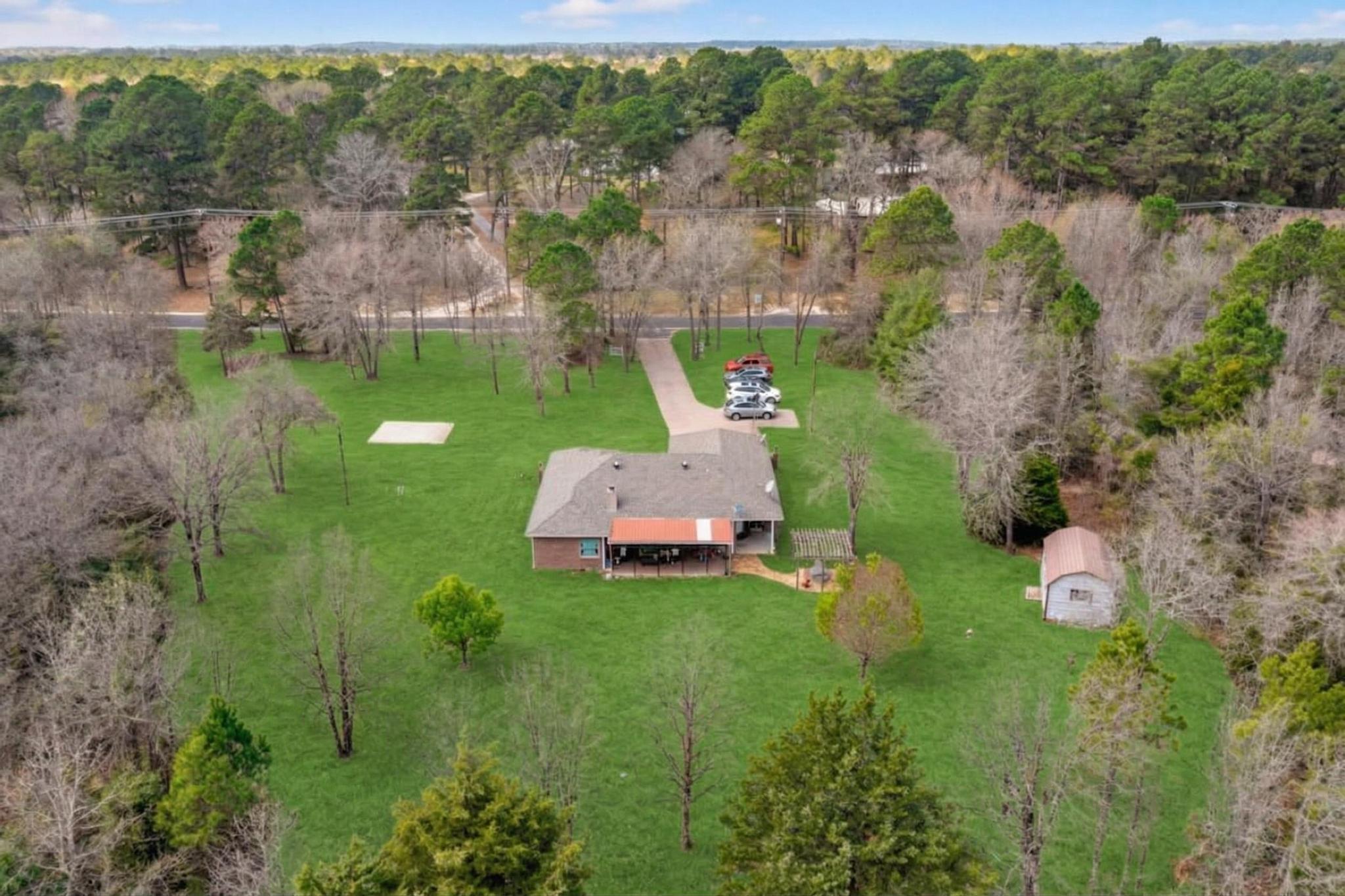 main property photo 4
