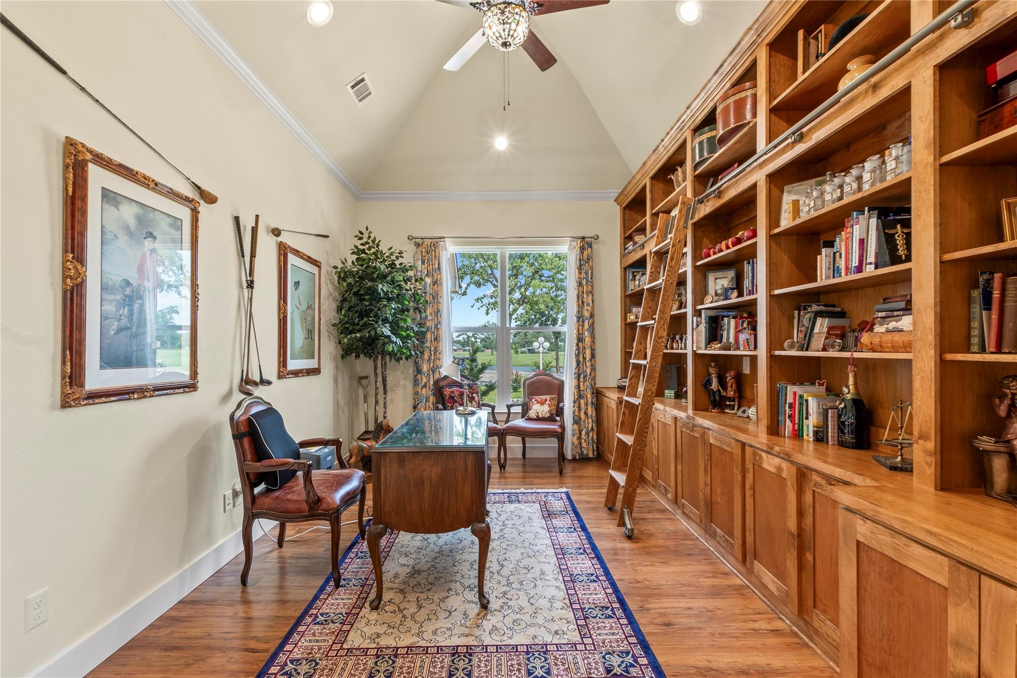 main property photo 18