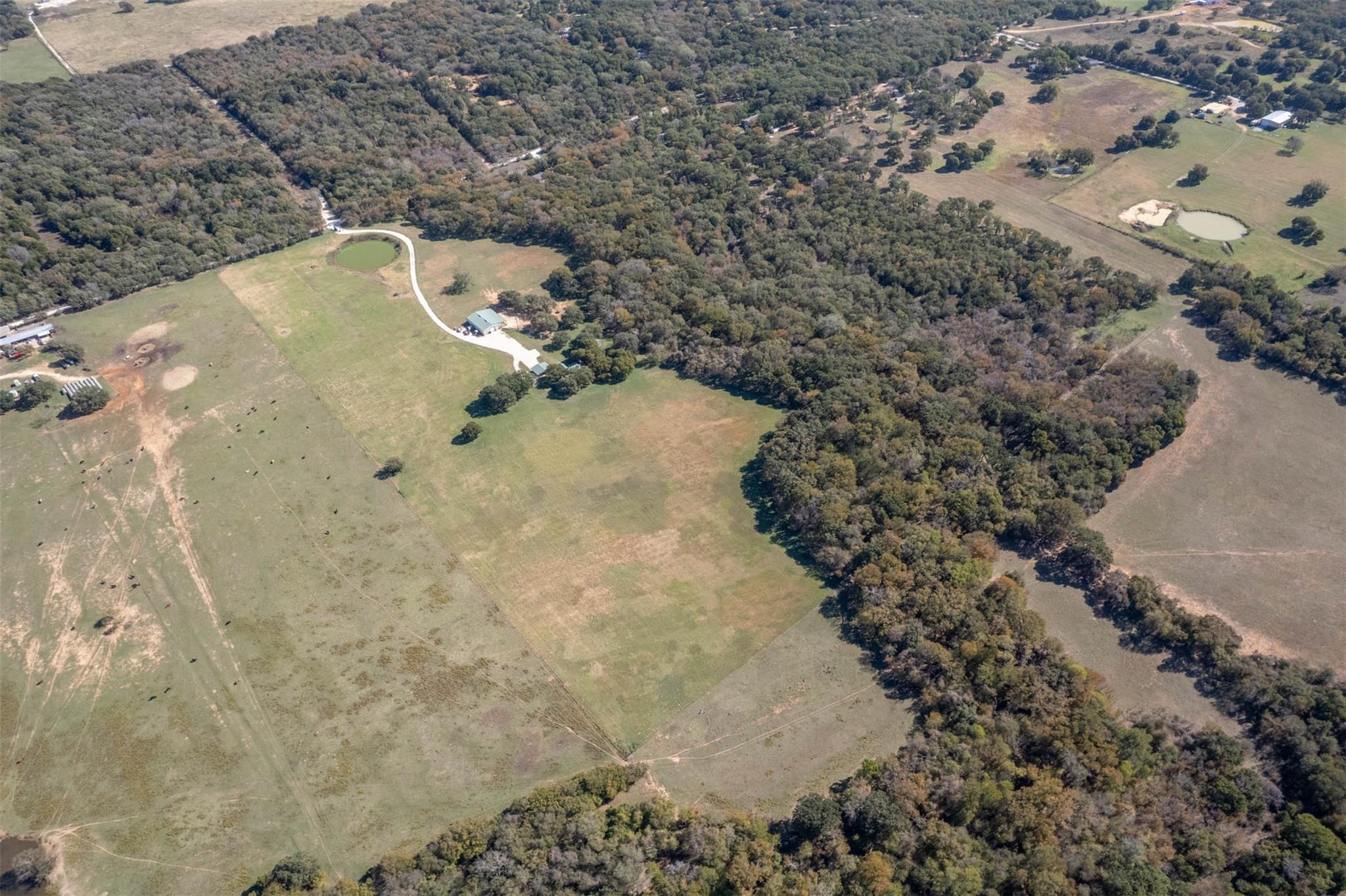 main property photo 35