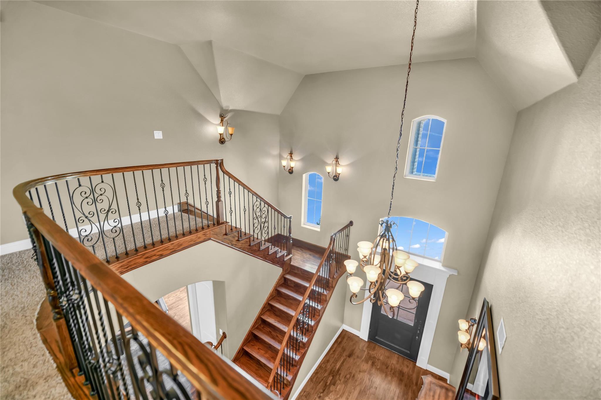 main property photo 32