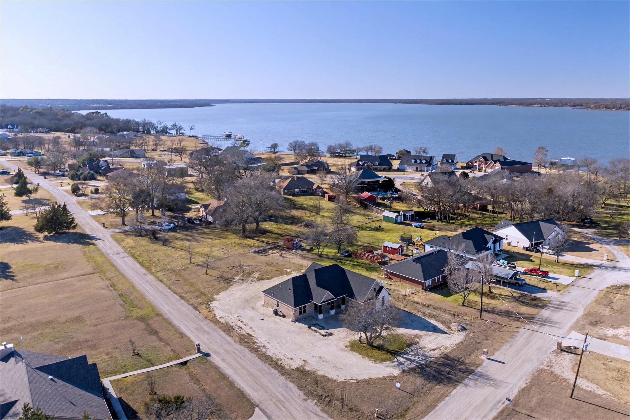 main property photo 31