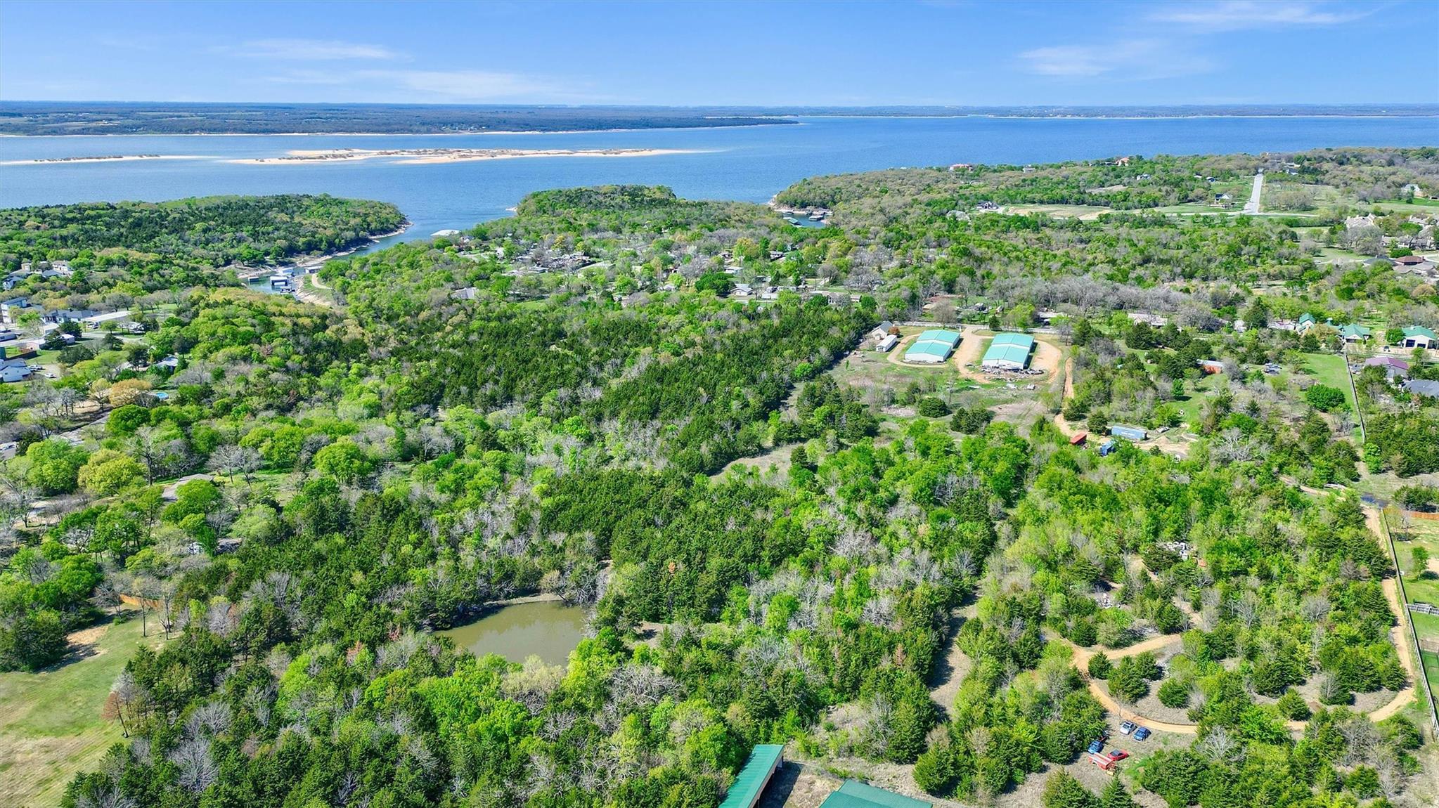 main property photo 16