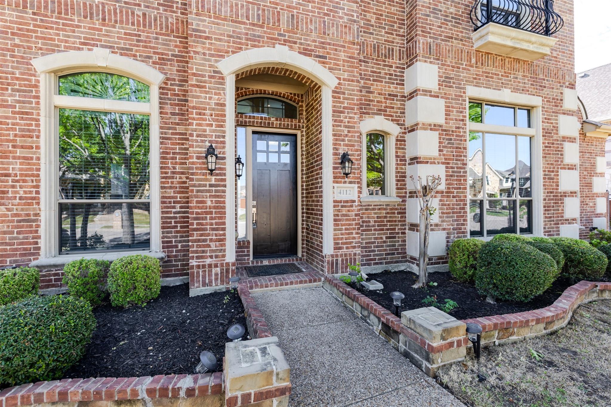 main property photo 34