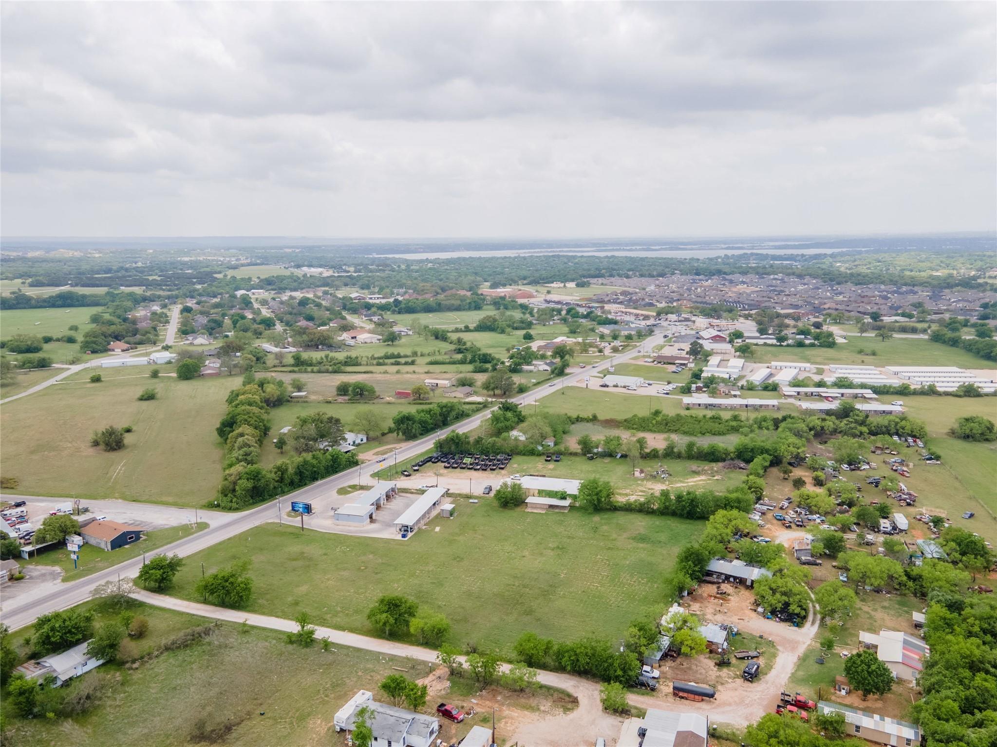main property photo 13