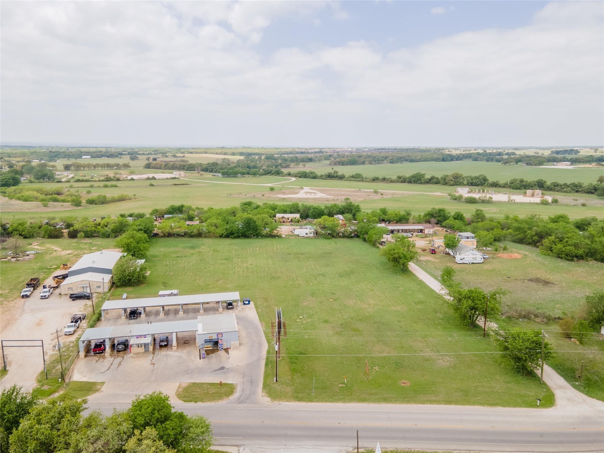 main property photo 17