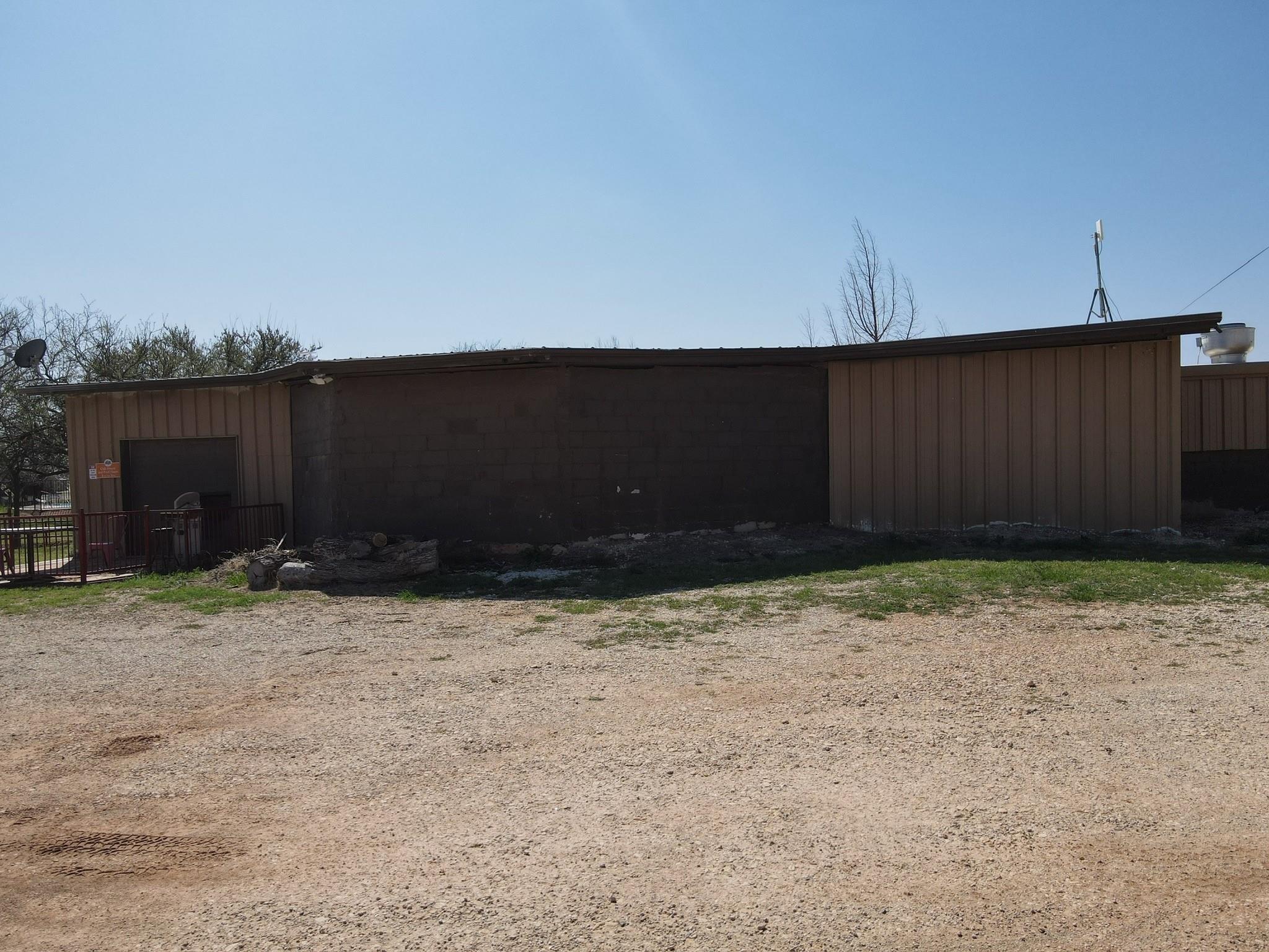main property photo 16
