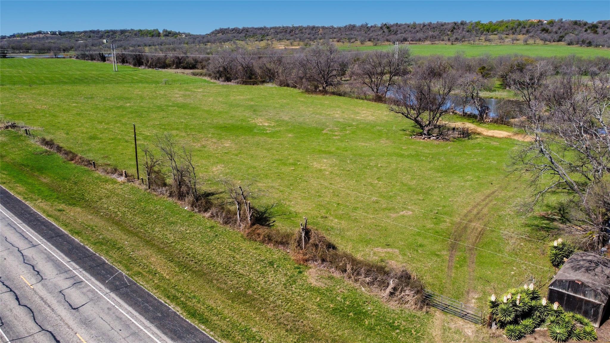 main property photo 15