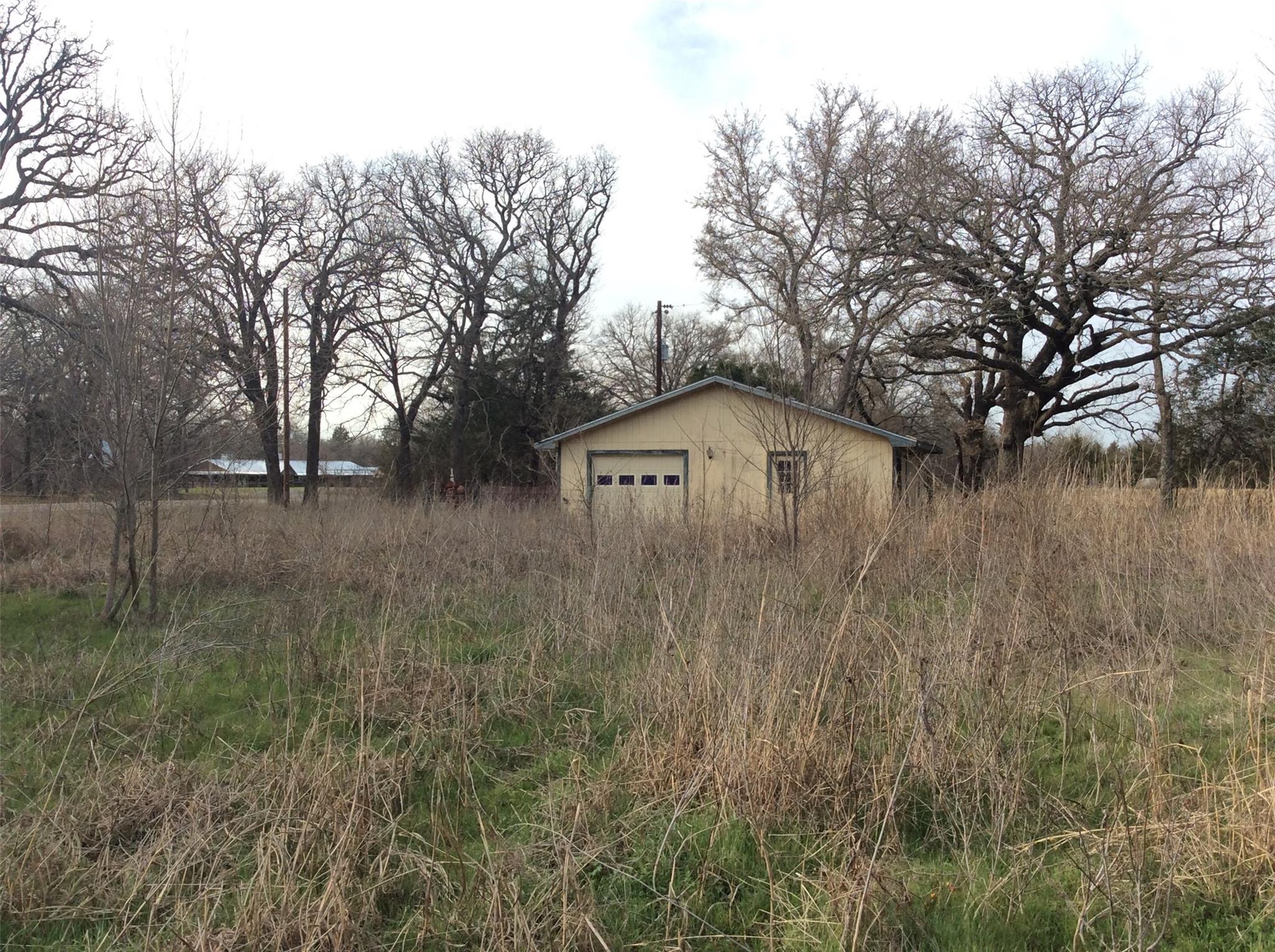 main property photo 4