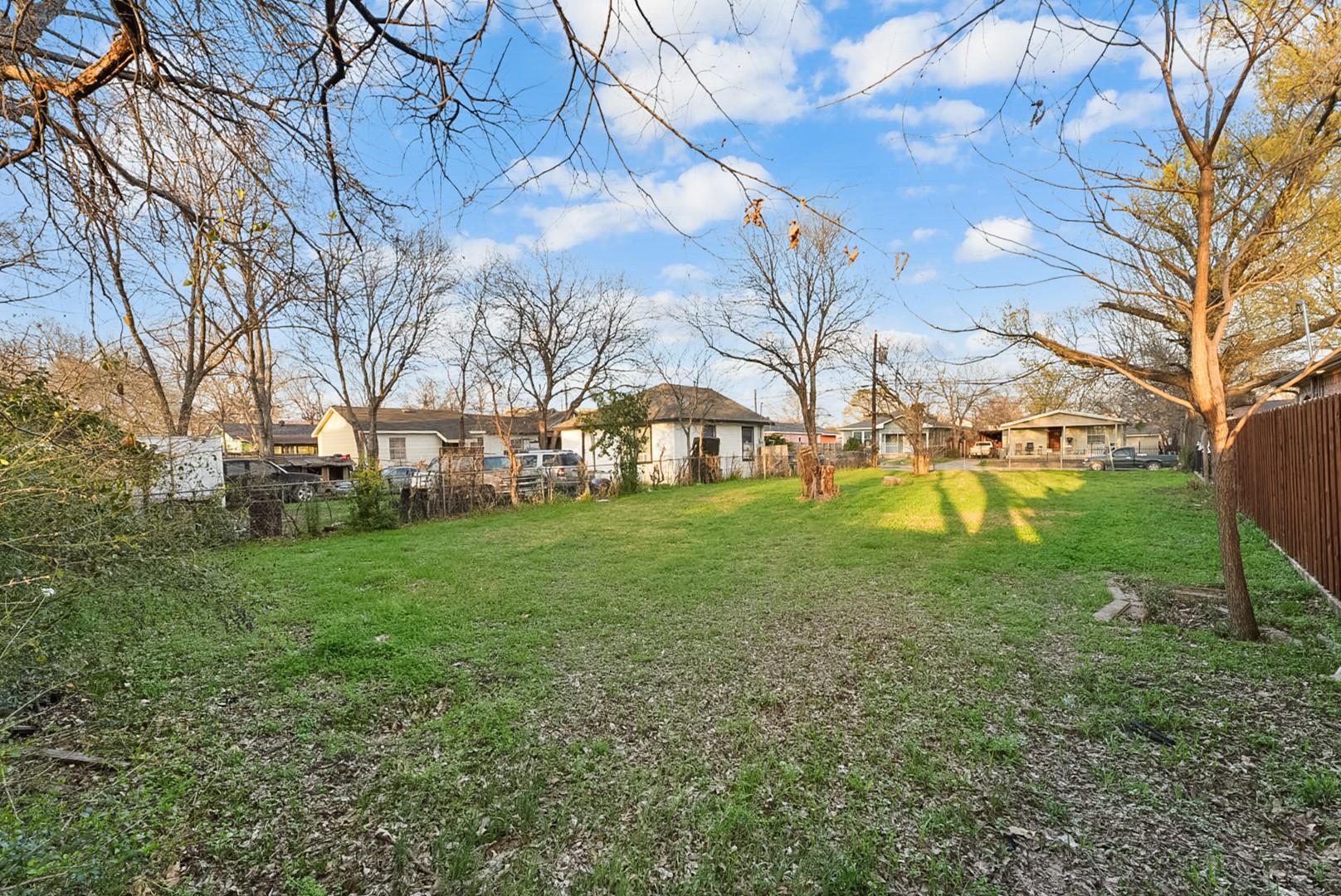 main property photo 5