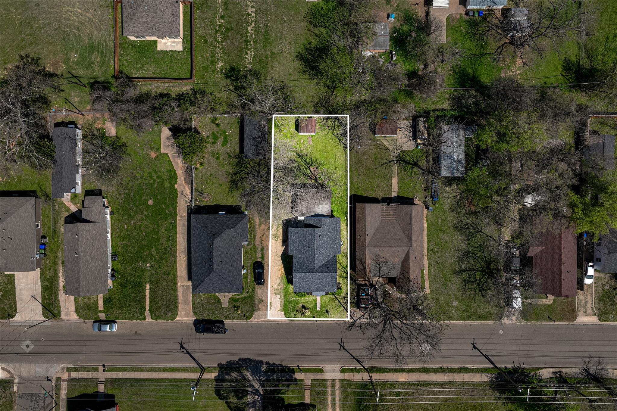 main property photo 34