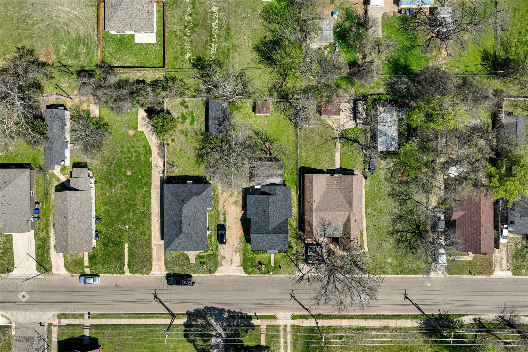 main property photo 35