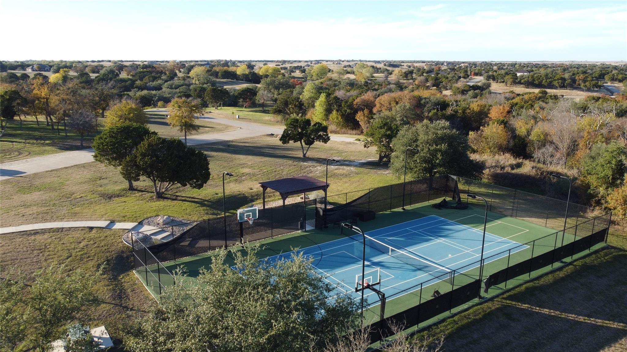 main property photo 16