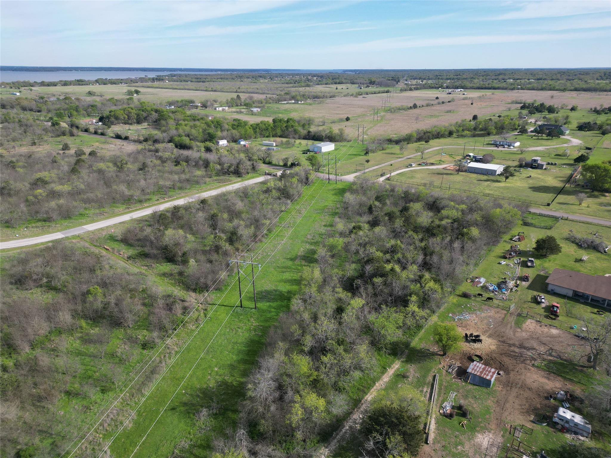 main property photo 13