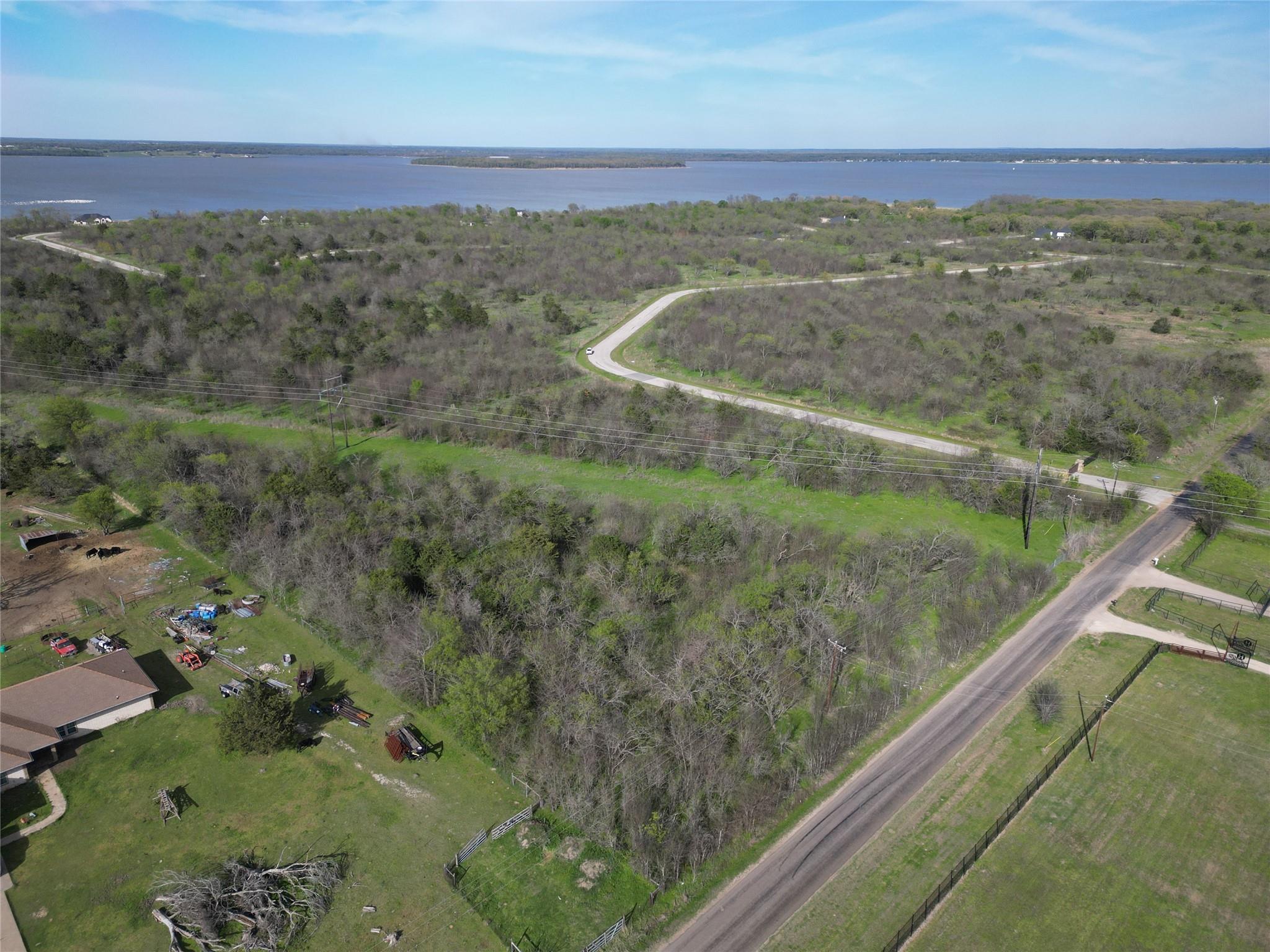 main property photo 20