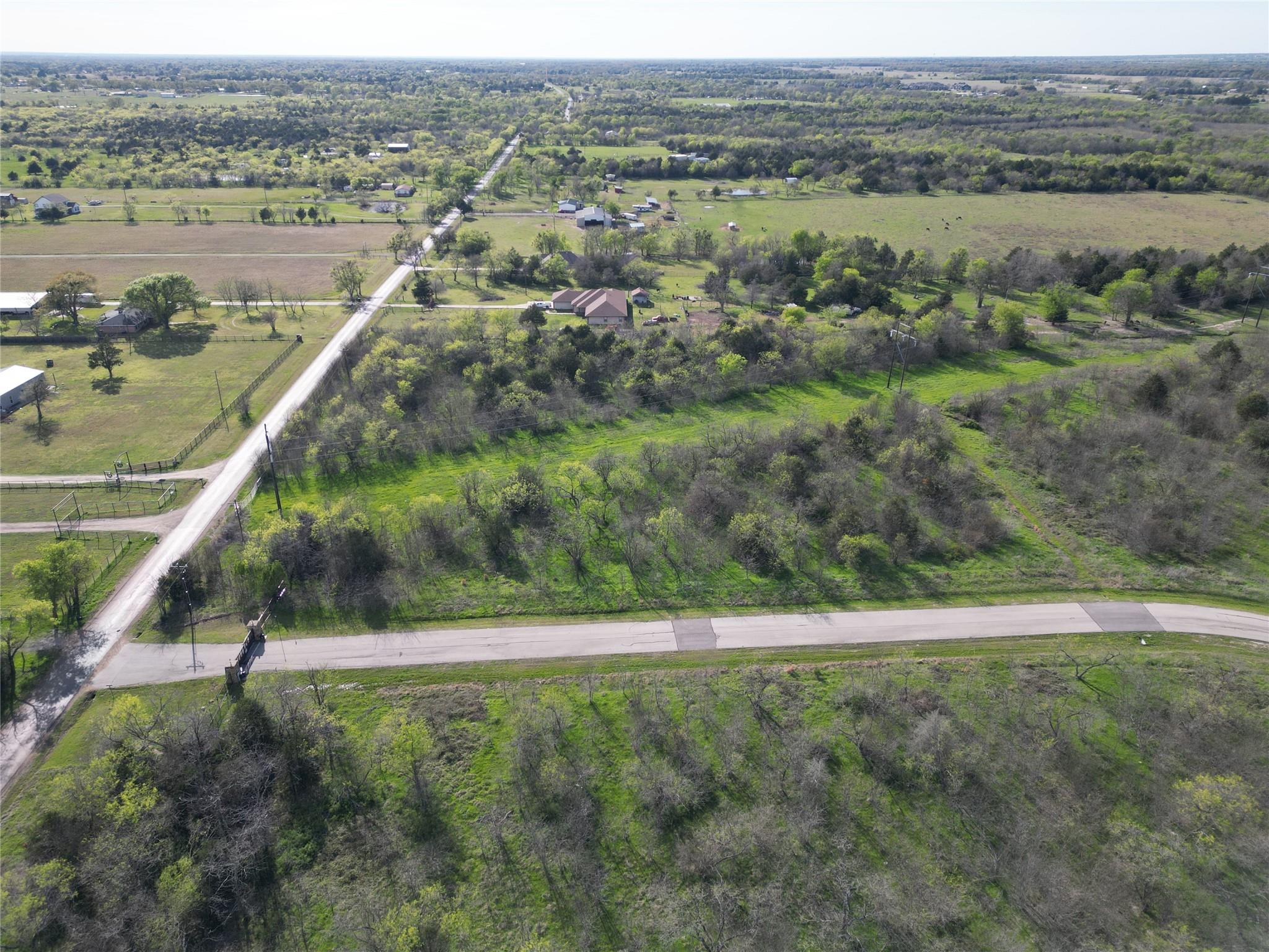 main property photo 31