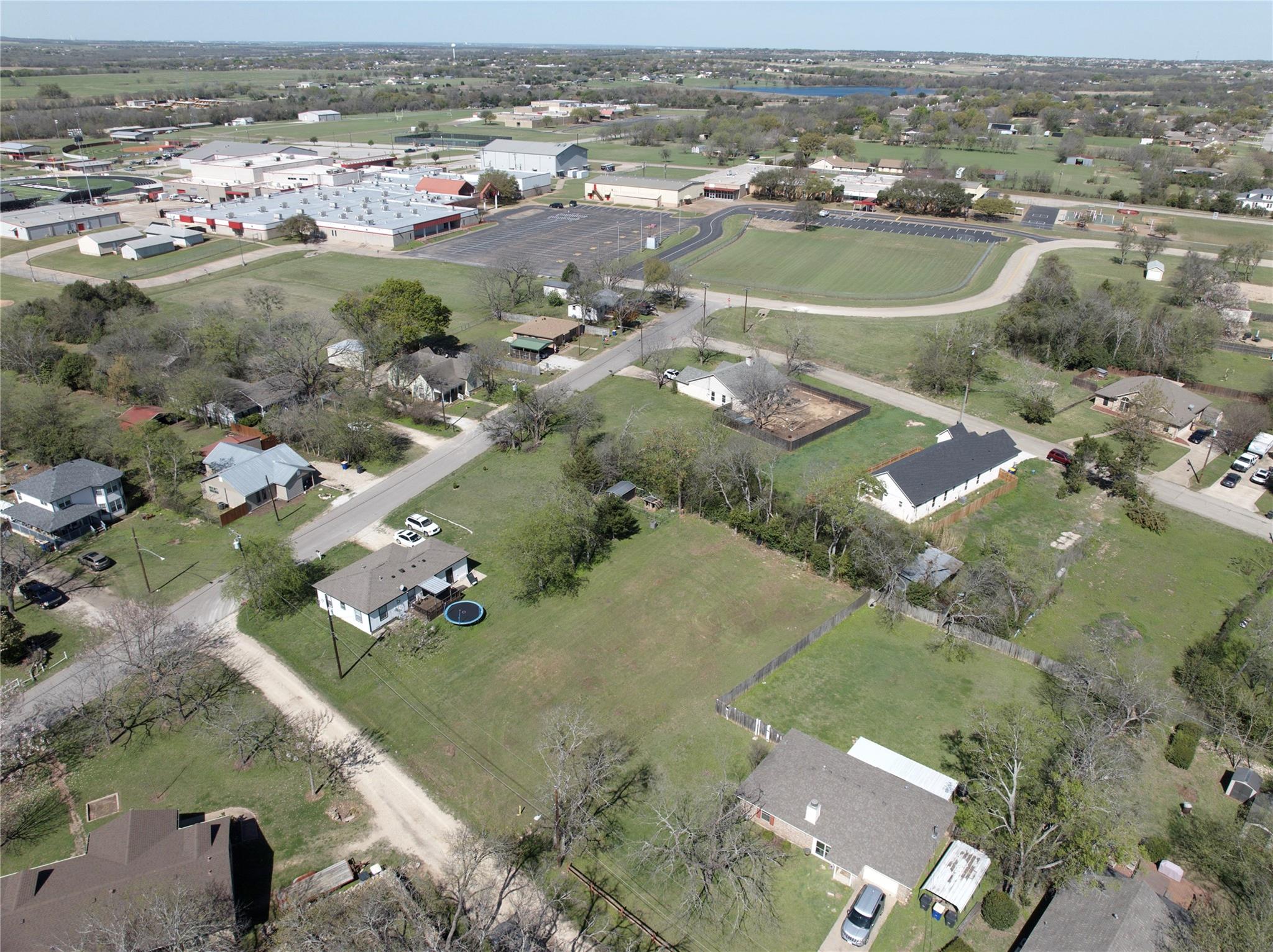 main property photo 2