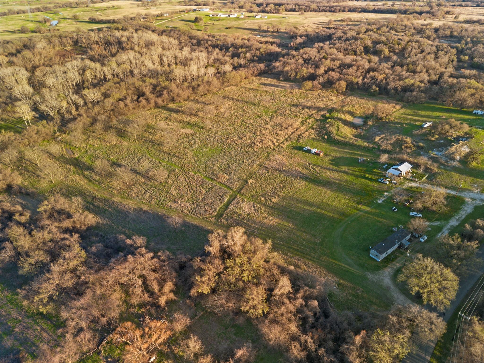 main property photo 6