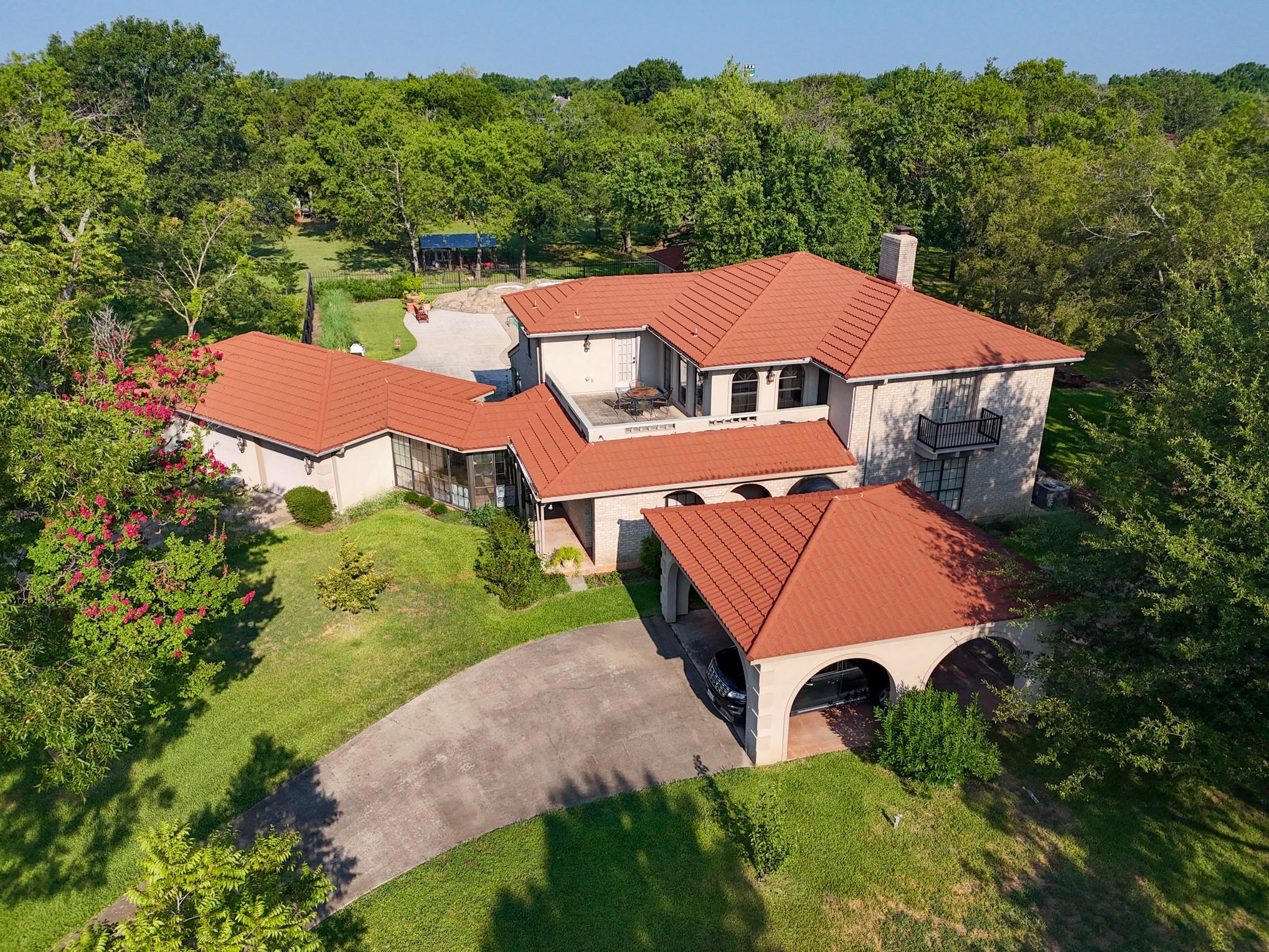 main property photo 31