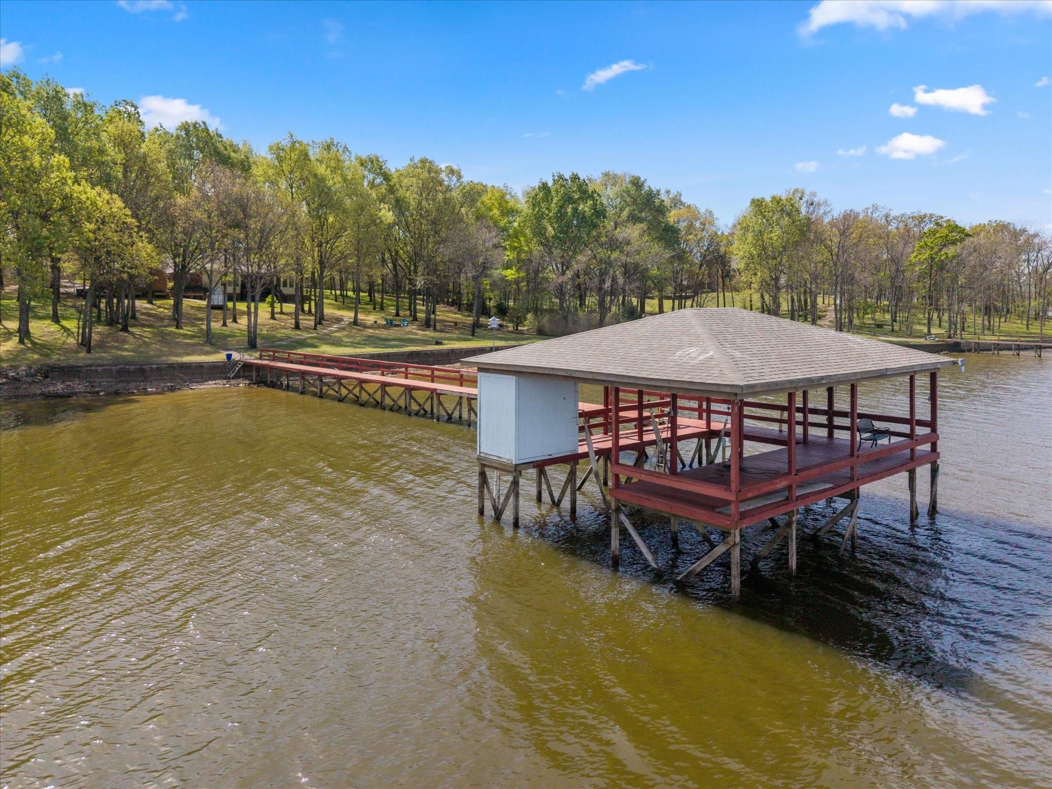 main property photo 35