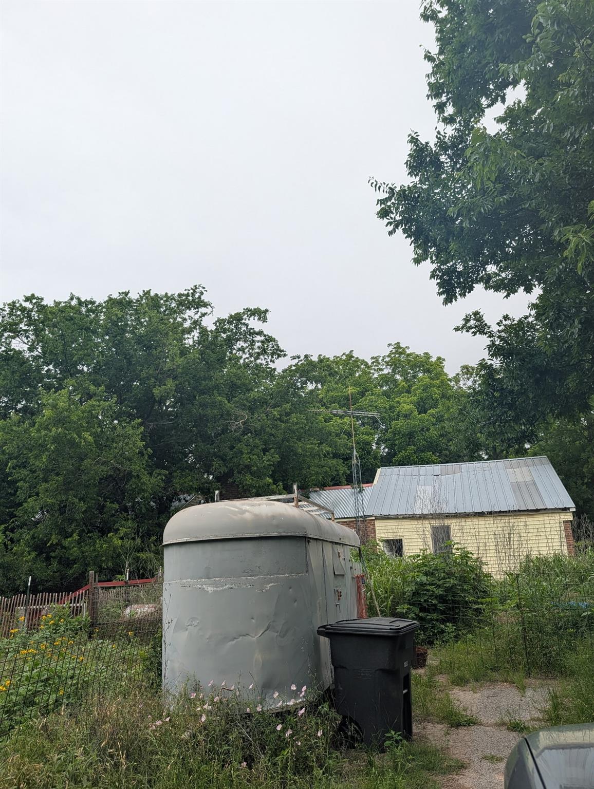 main property photo 18