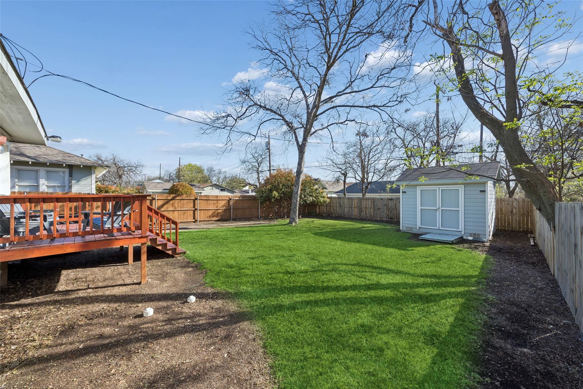 main property photo 30