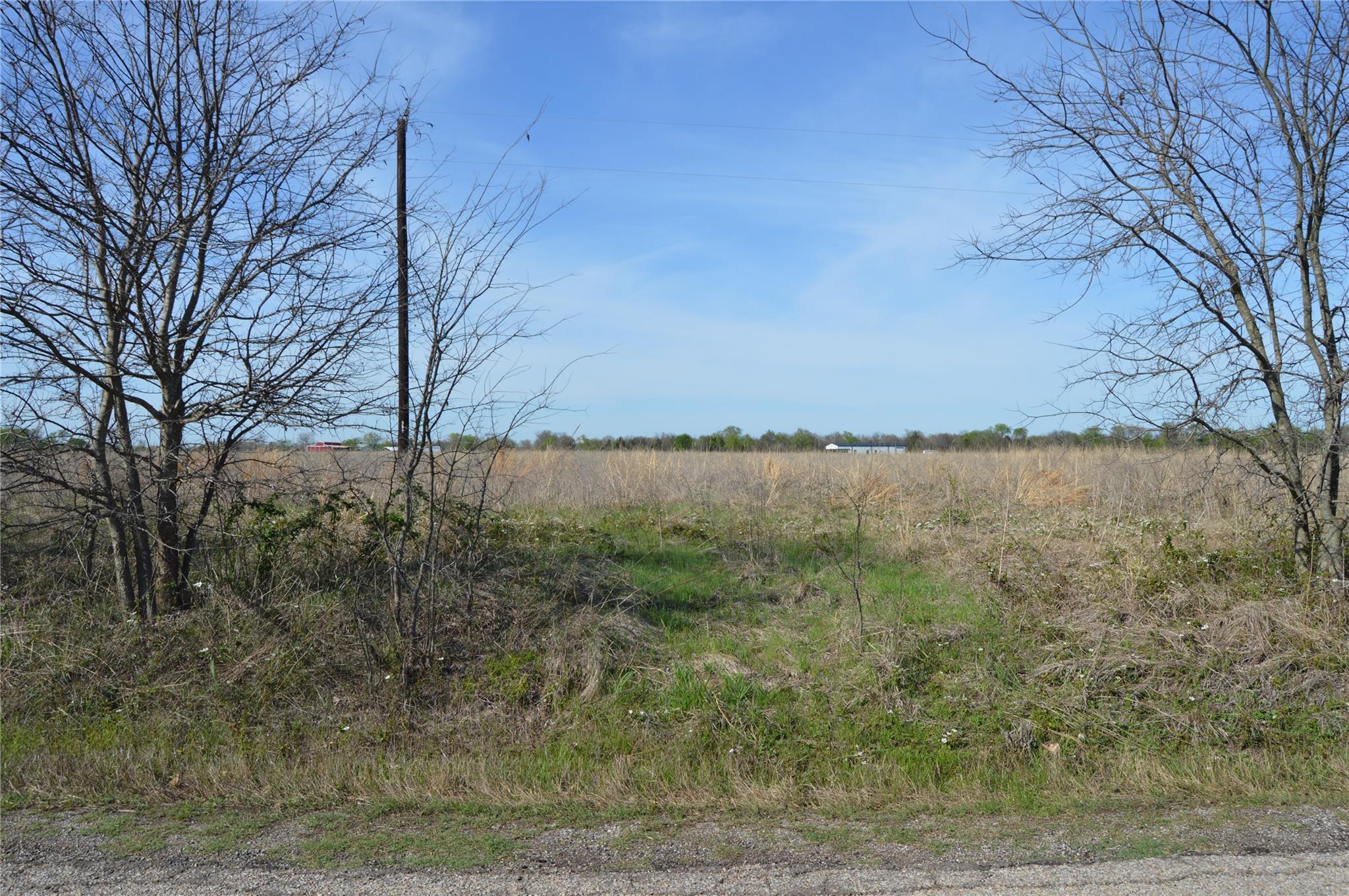 main property photo 16