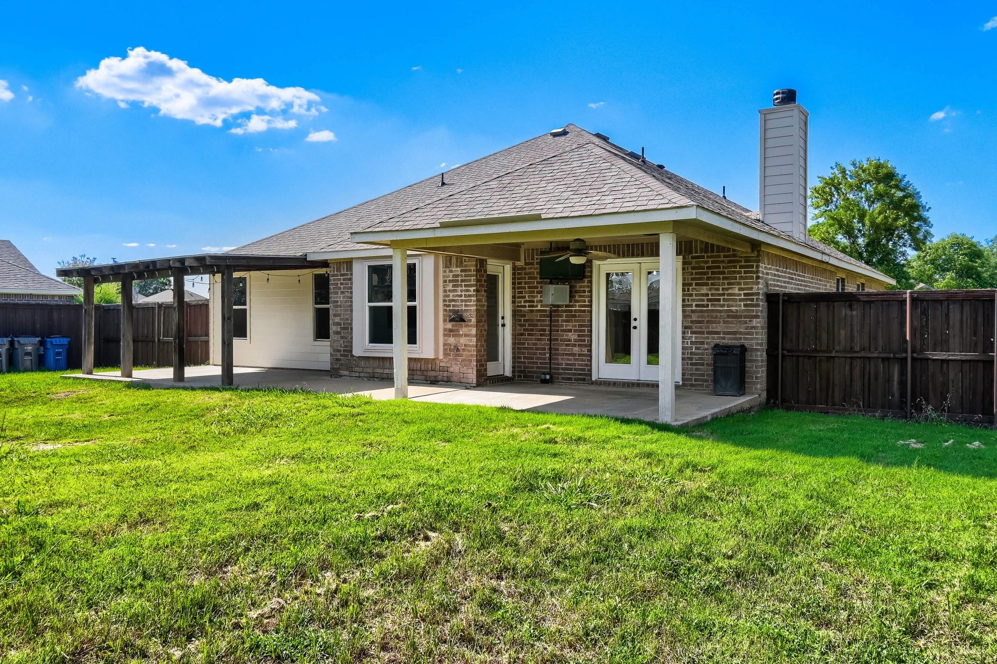 main property photo 21