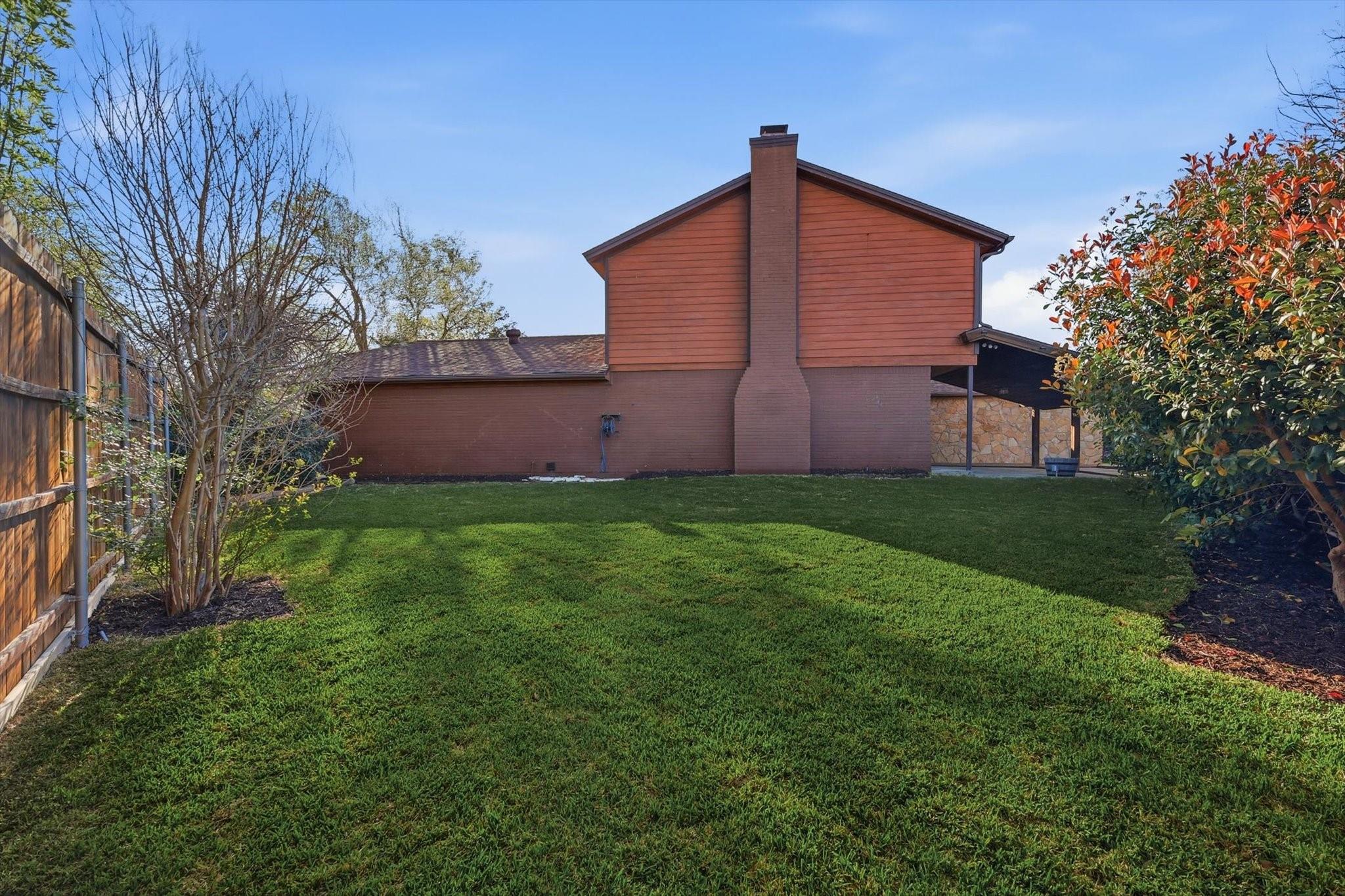 main property photo 3