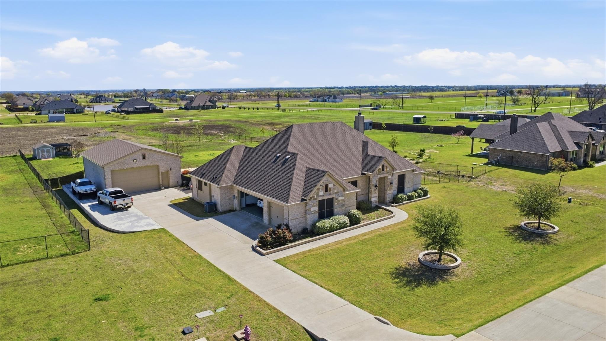 main property photo 27