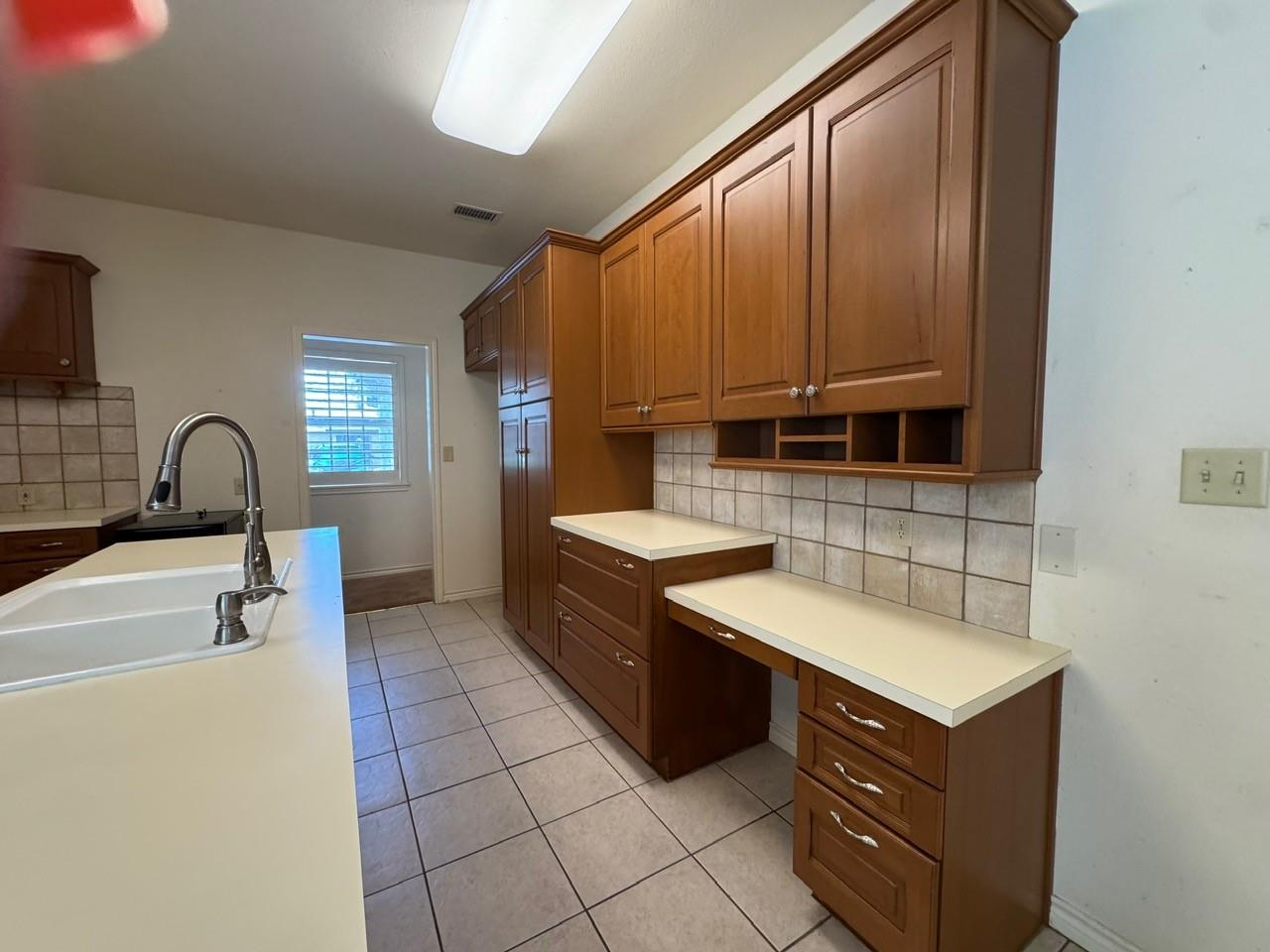 property viewer photo 7