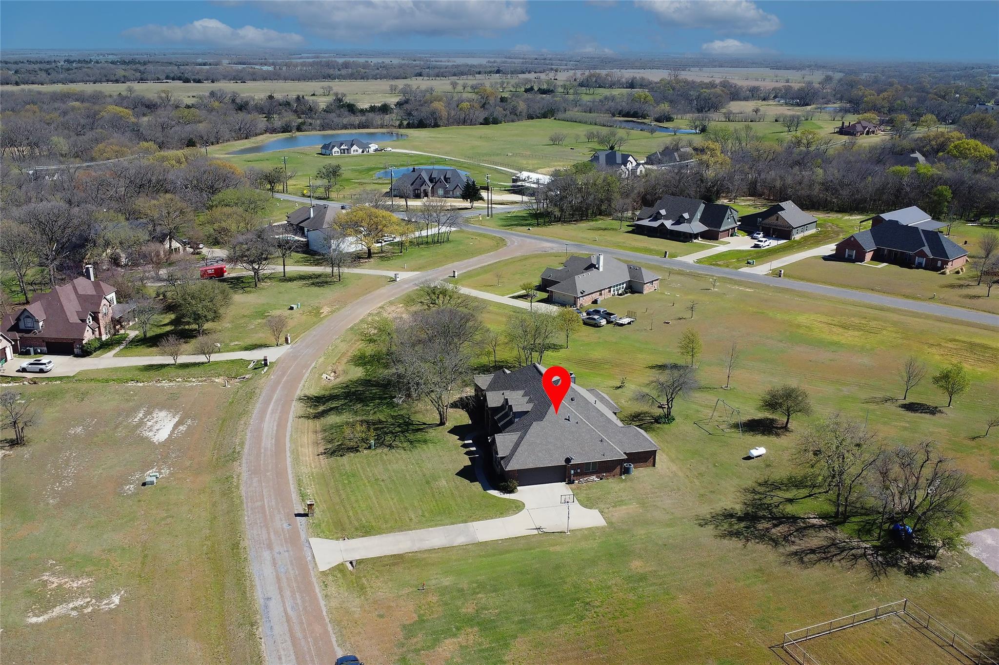 main property photo 33