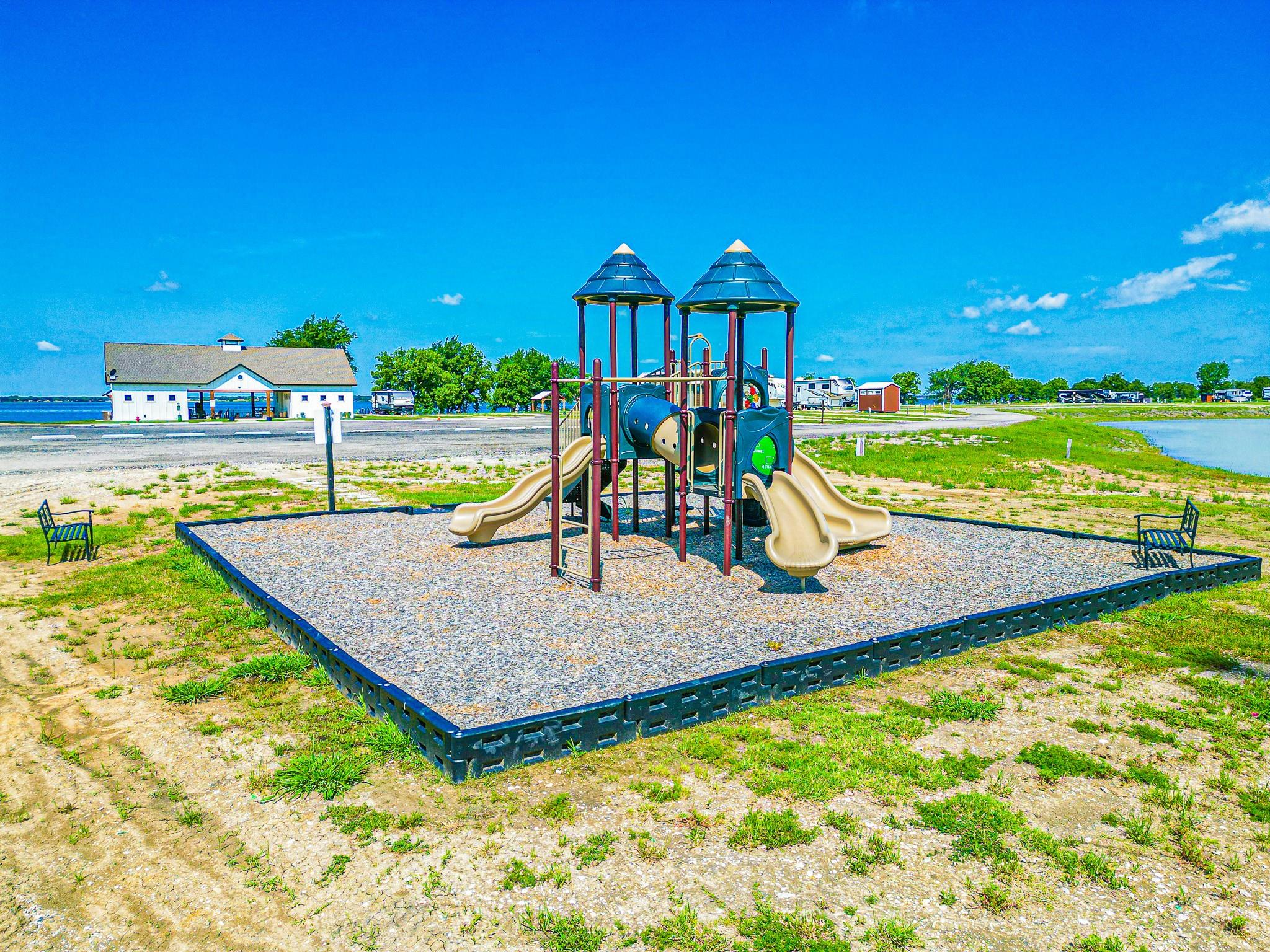 main property photo 29