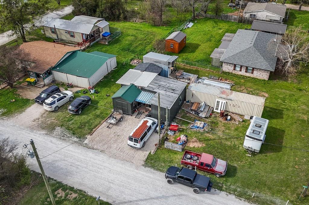 main property photo 18