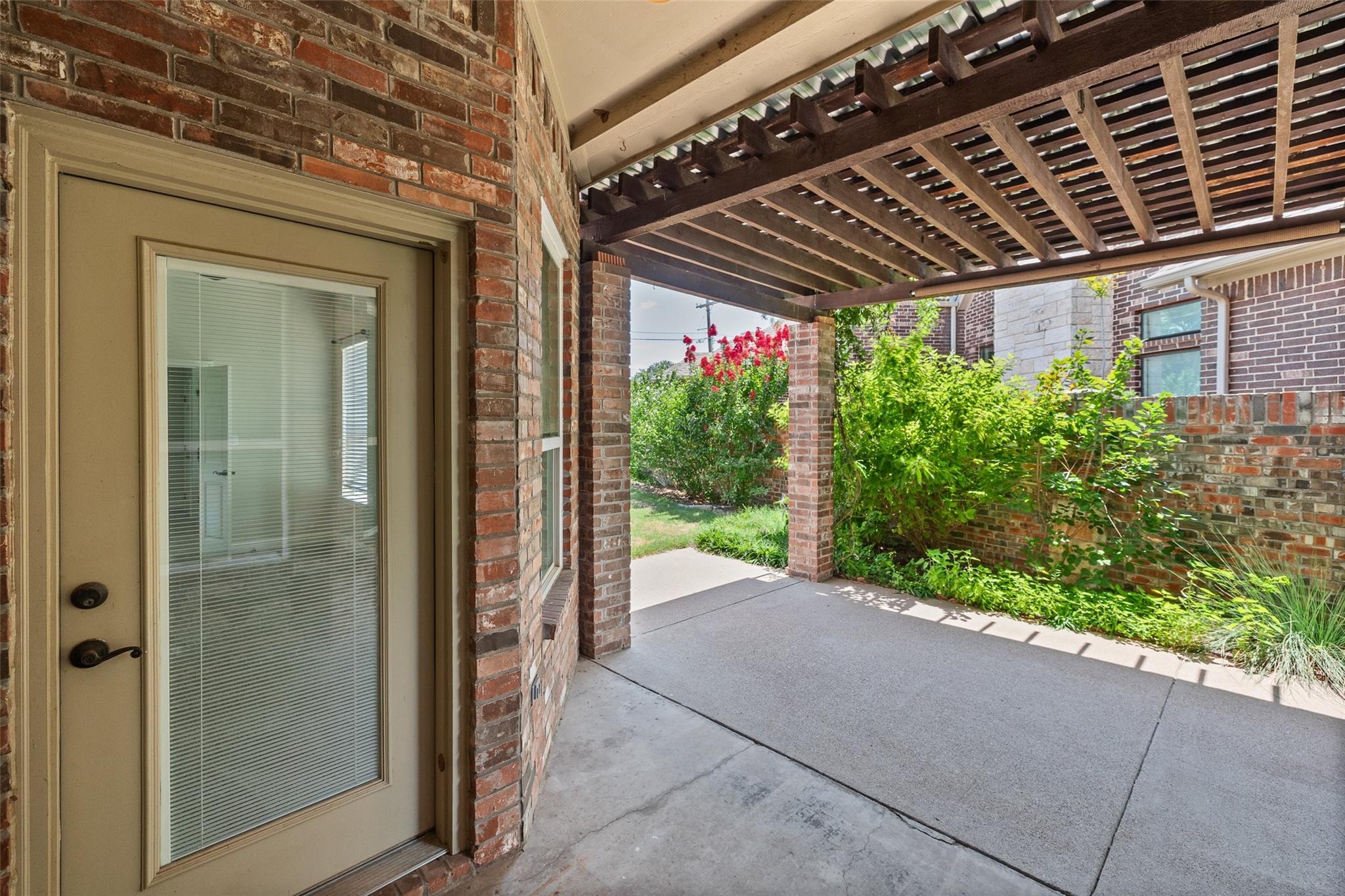 main property photo 36