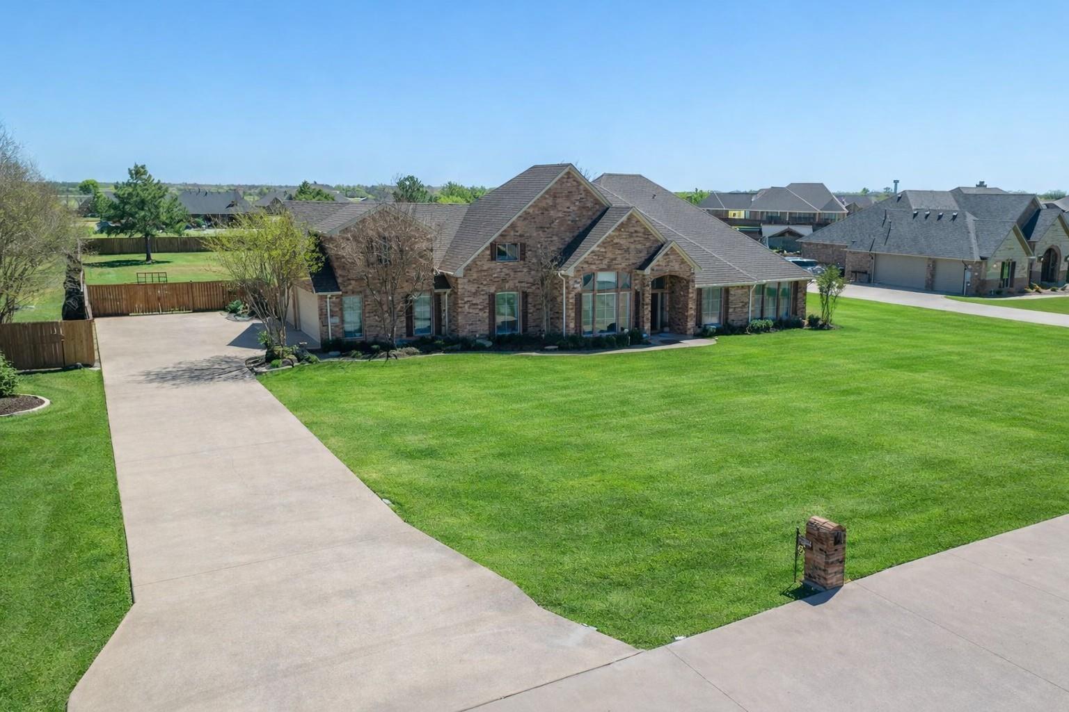 main property photo 3