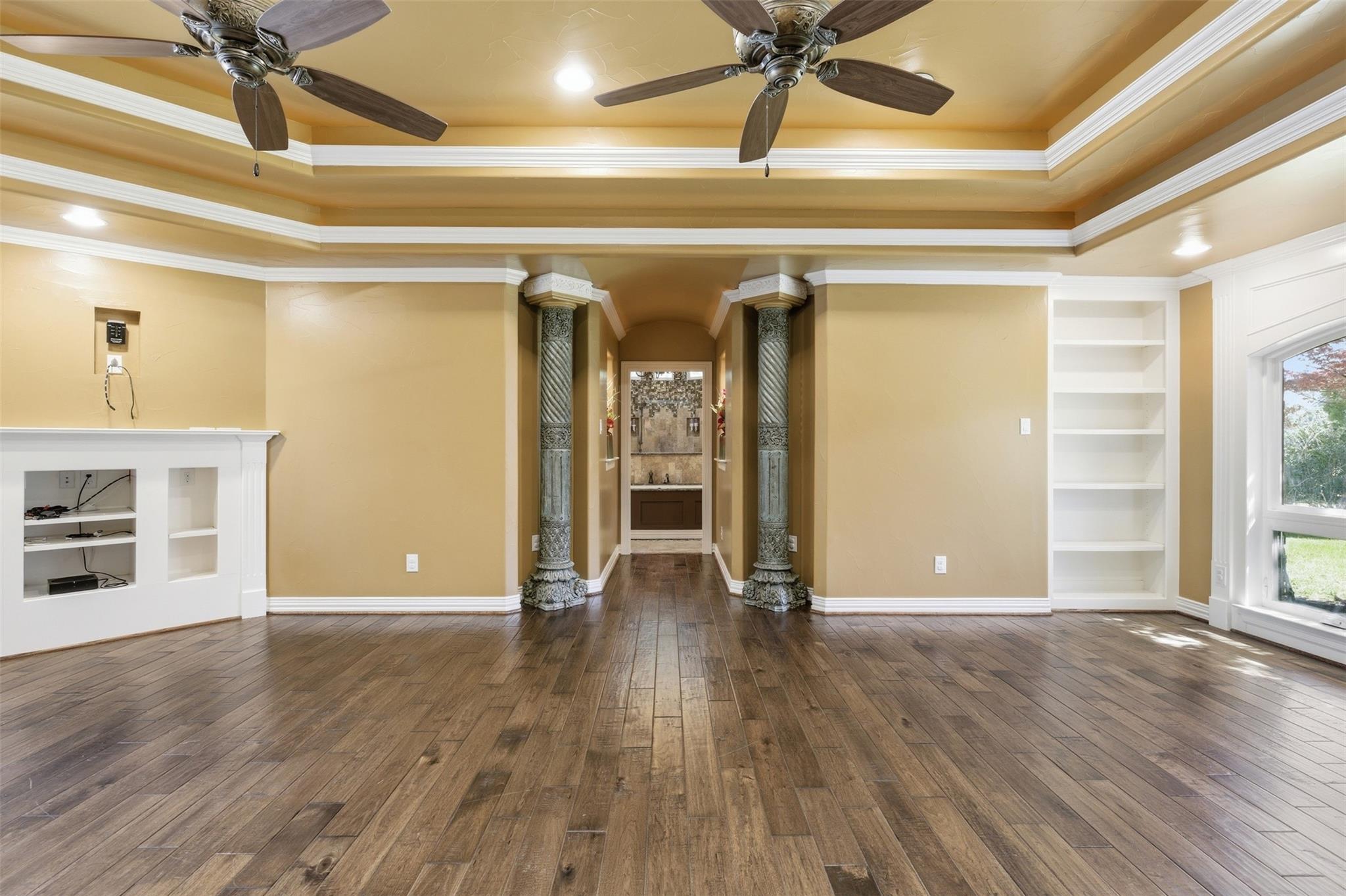 main property photo 30