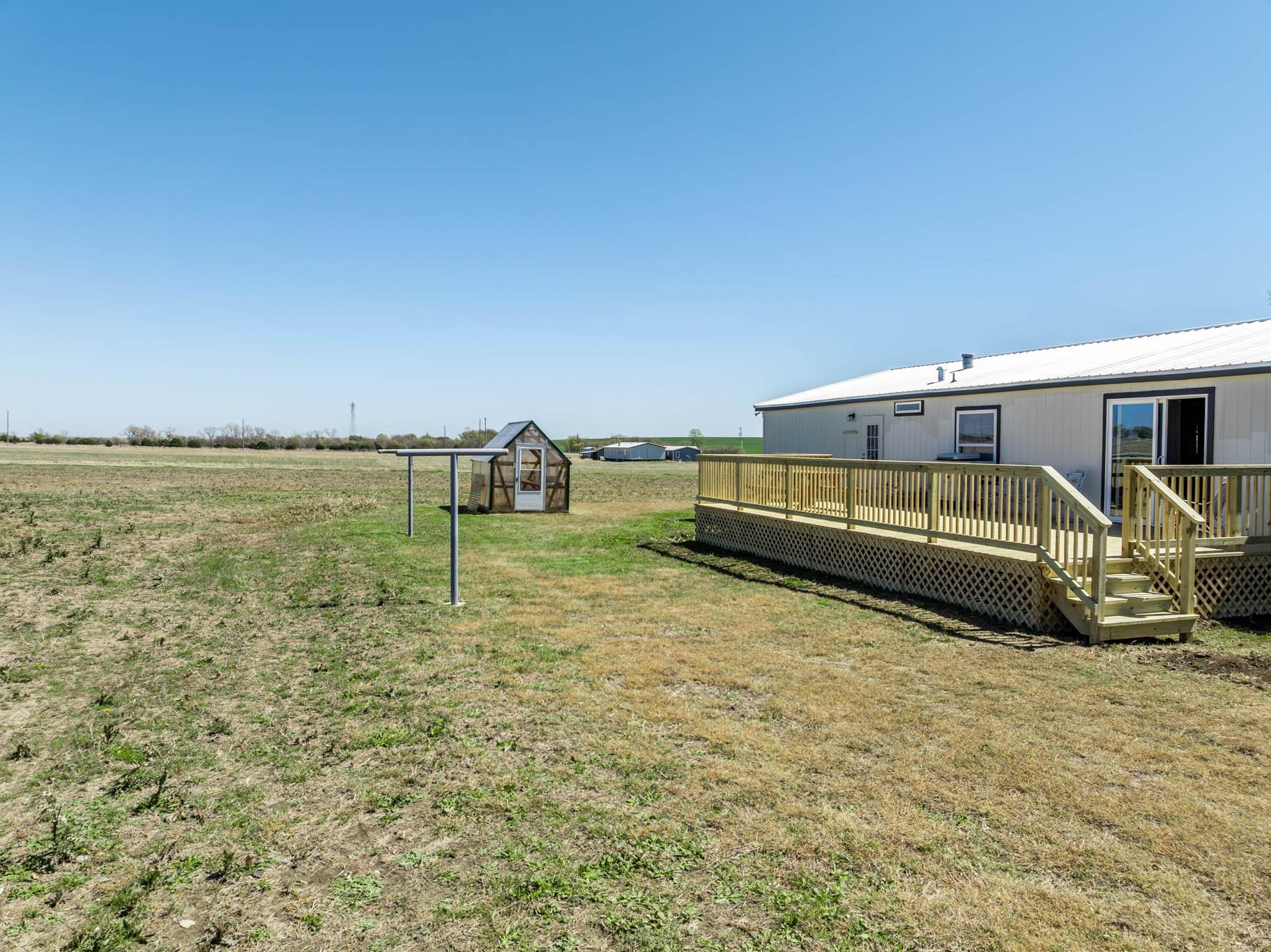 main property photo 33