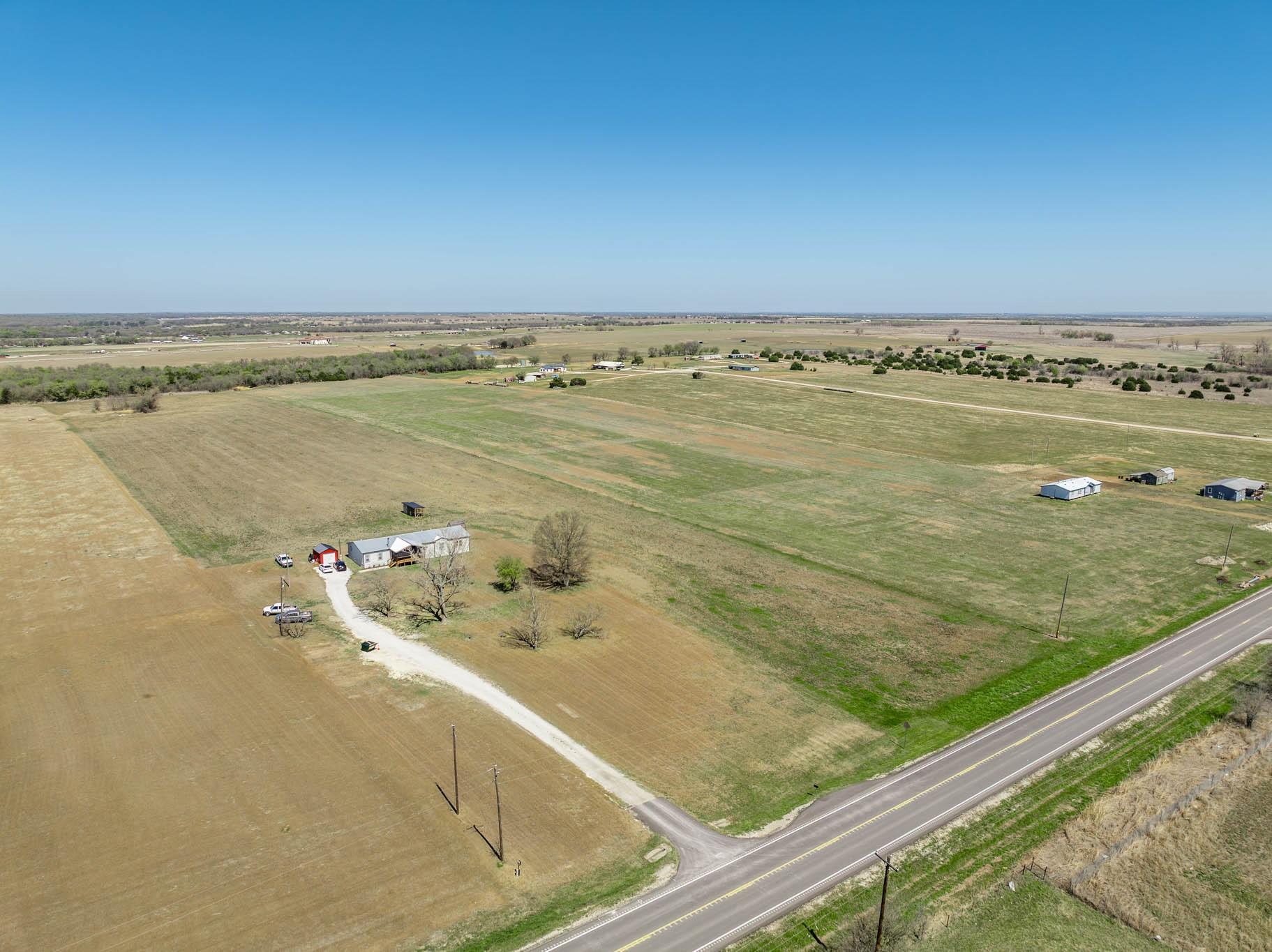 main property photo 37