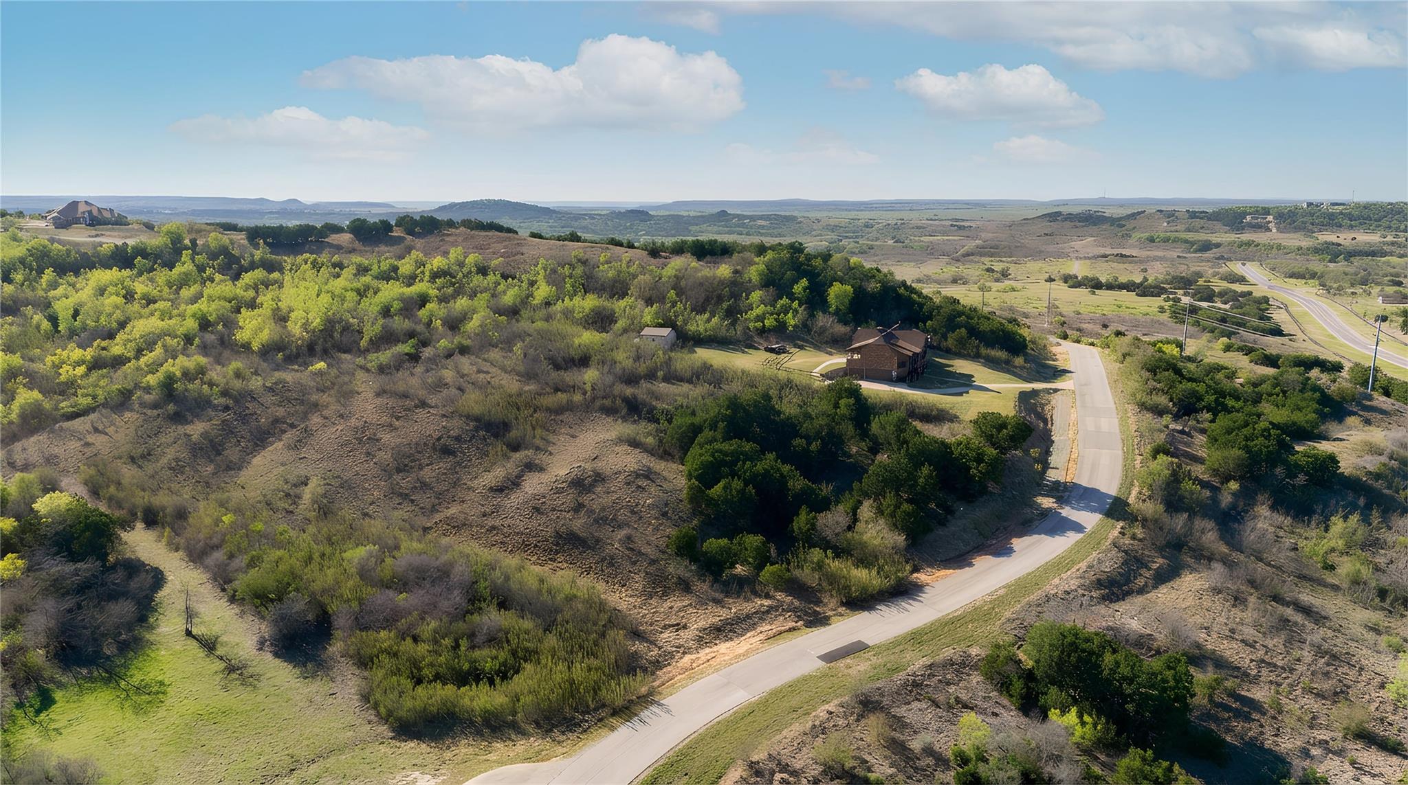 main property photo 13