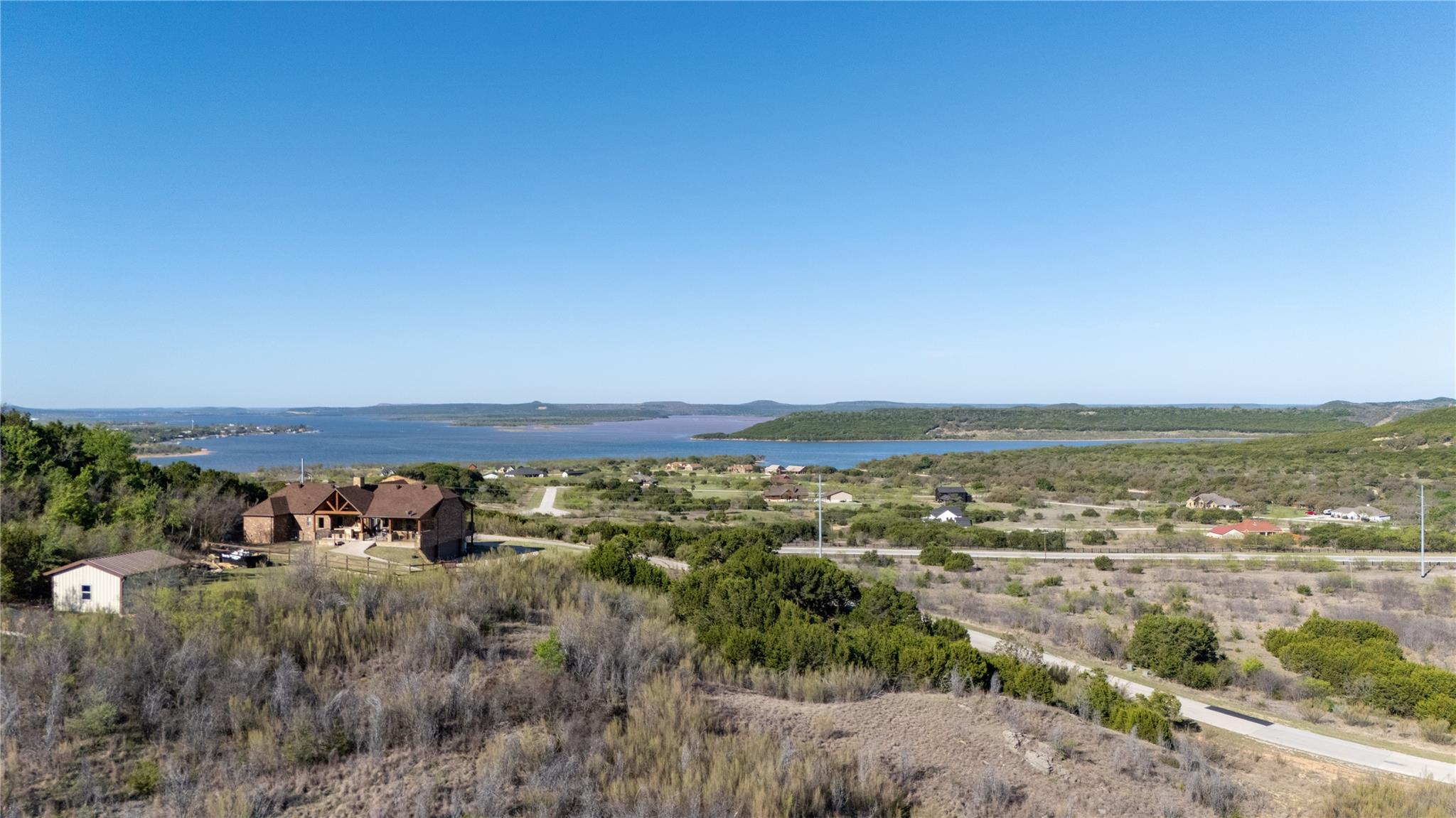 main property photo 30