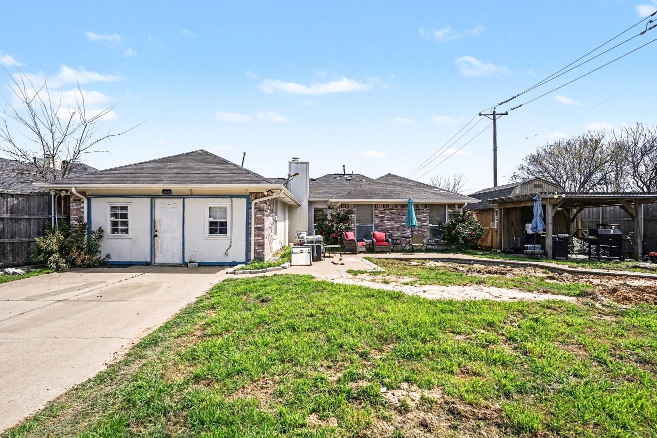 main property photo 14
