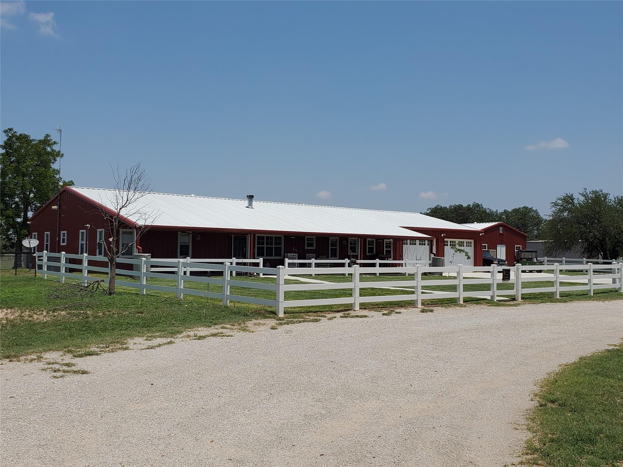 main property photo 5
