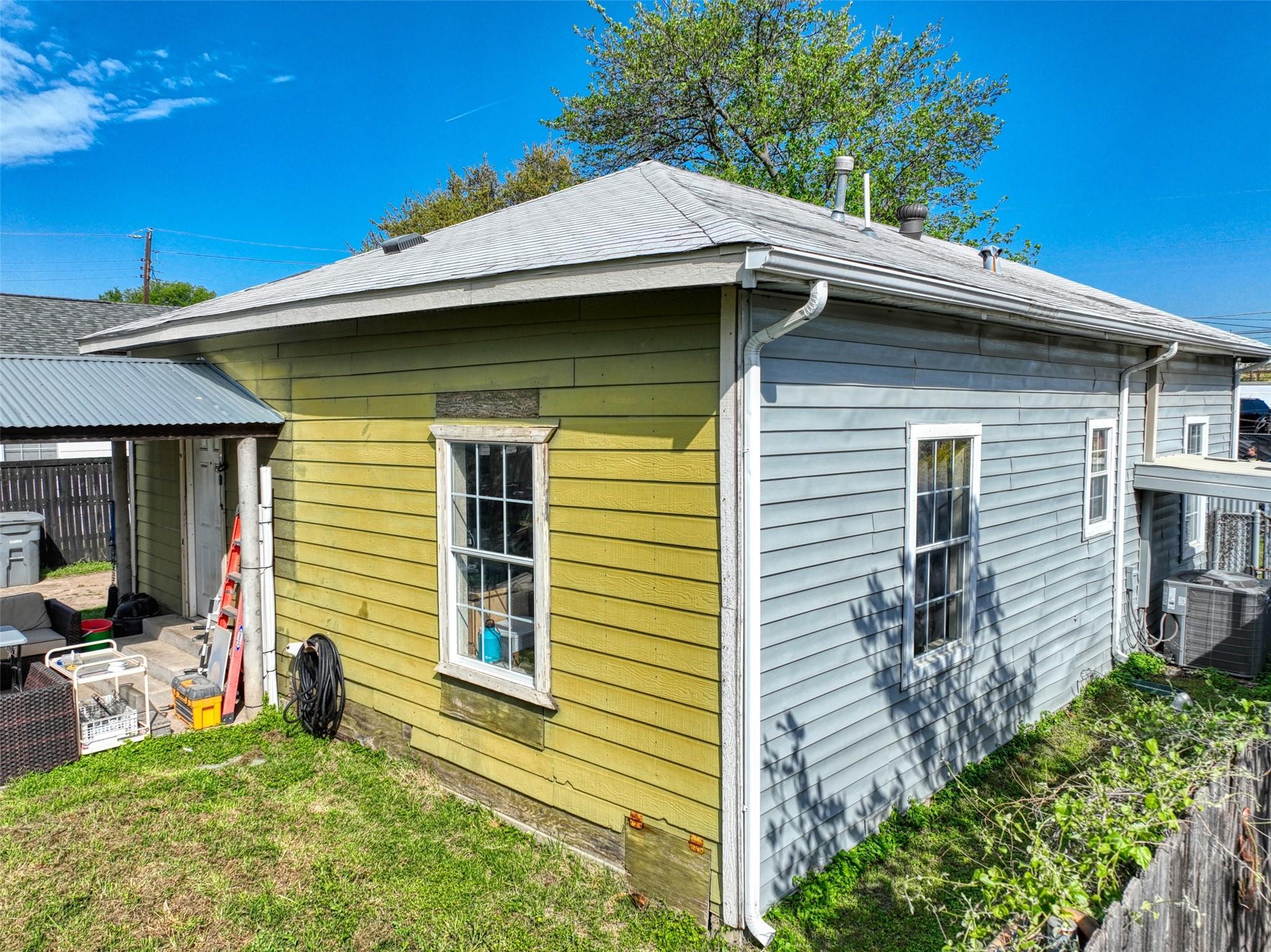 main property photo 6