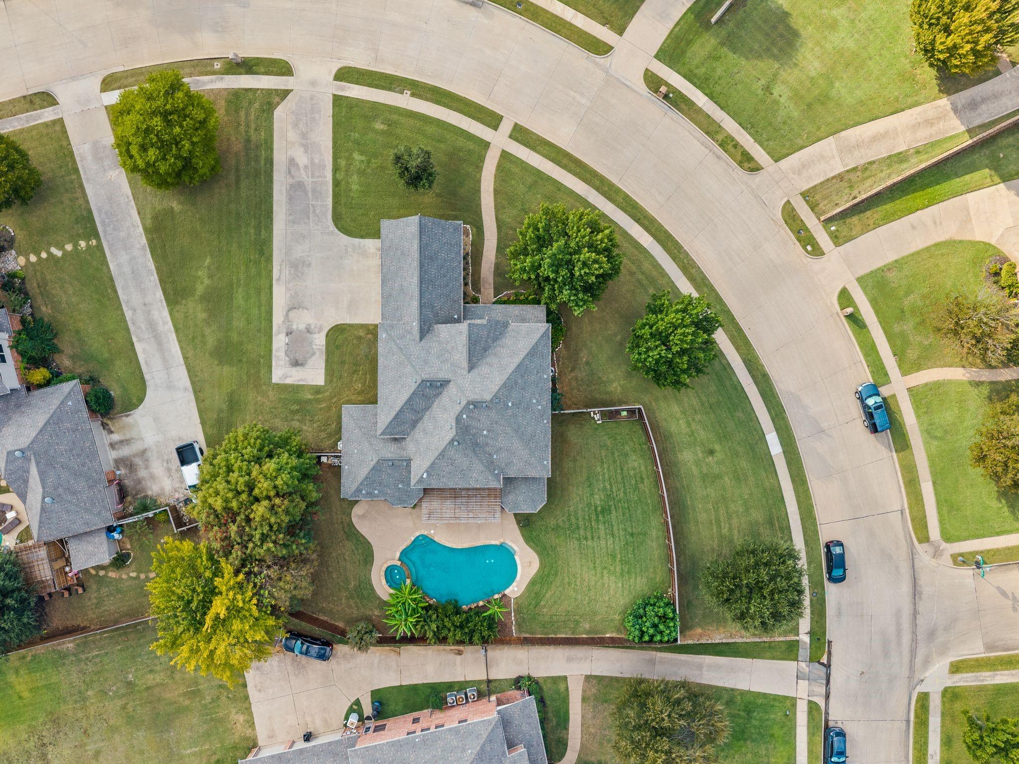 main property photo 36