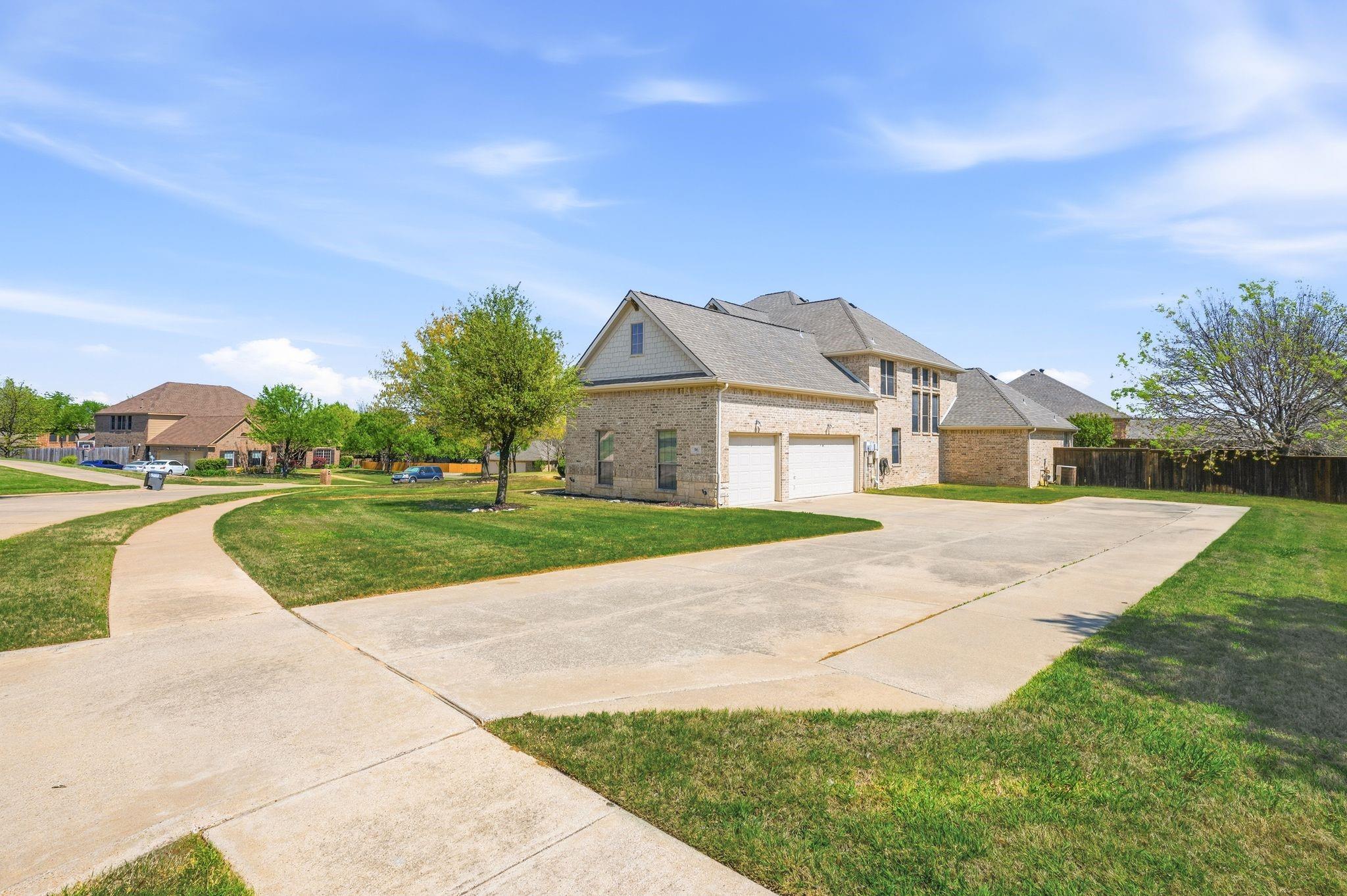 main property photo 5